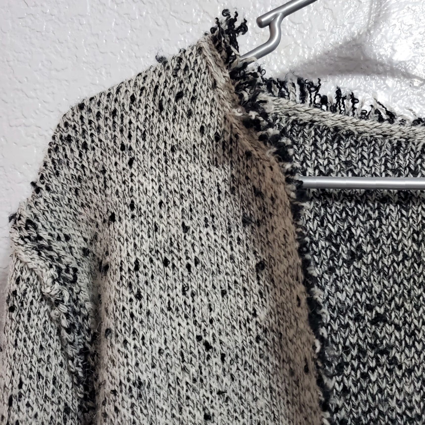 Vintage Sioni Cardigan Women L Gray Black Marled Wool Blend Eyelash Fringe Open Sweater Size L / US 10 / IT 46 - 4 Thumbnail