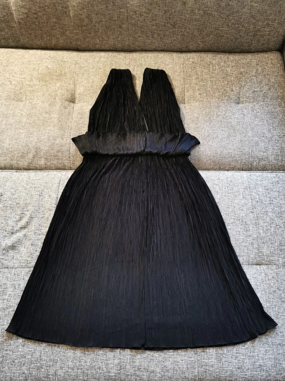 Roots Finely pleated black dress. ROOTS of LONDON Size S / US 4 / IT 40 - 1 Thumbnail