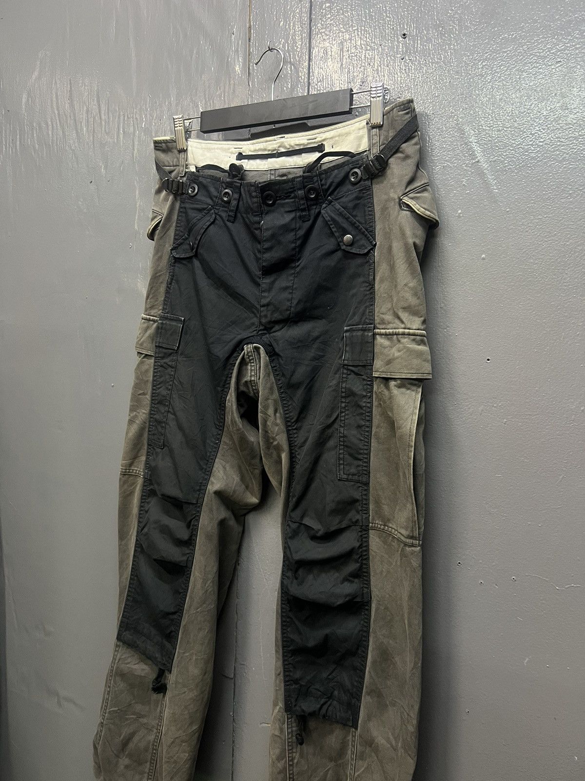 Maison MIHARA YASUHIRO 🔥MIHARAYASUHIRO RECONSTRUCT BONDAGE CARGO PANTS SIZE 32 Size US 32 / EU 48 - 3 Thumbnail