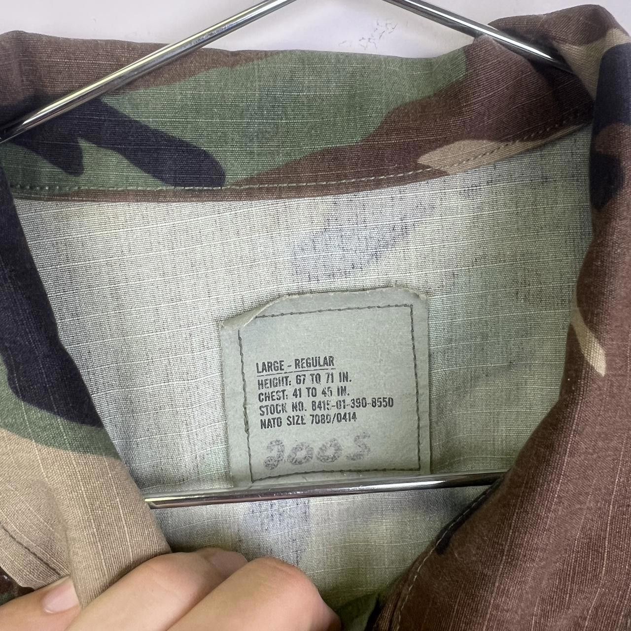 Vintage U.S. Army Woodland Camouflage Combat Jacket Size US L / EU 52-54 / 3 - 5 Thumbnail