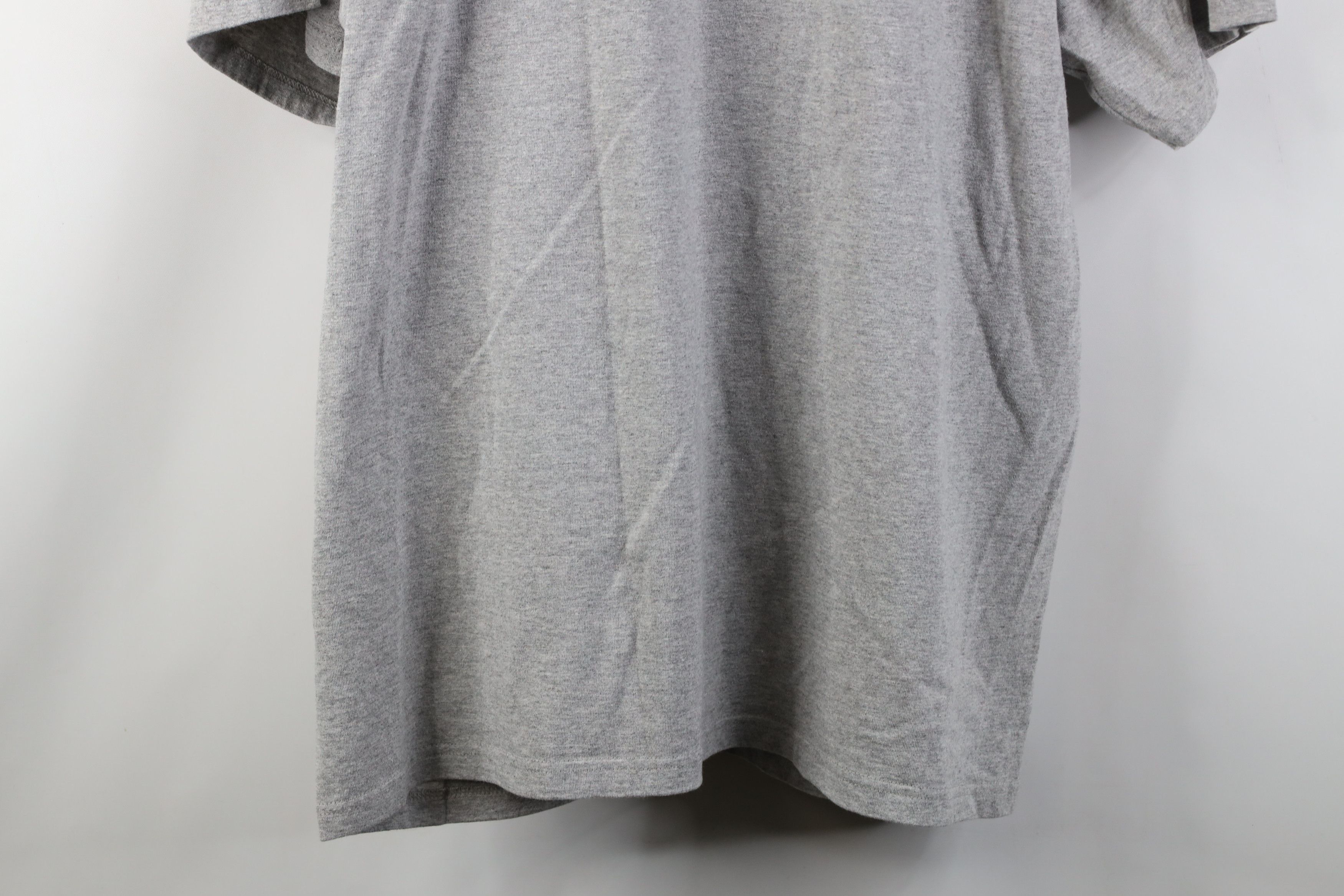 Nike Vintage Nike Swoosh Graffiti Stencil Short Sleeve T-Shirt Size US XL / EU 56 / 4 - 13 Thumbnail