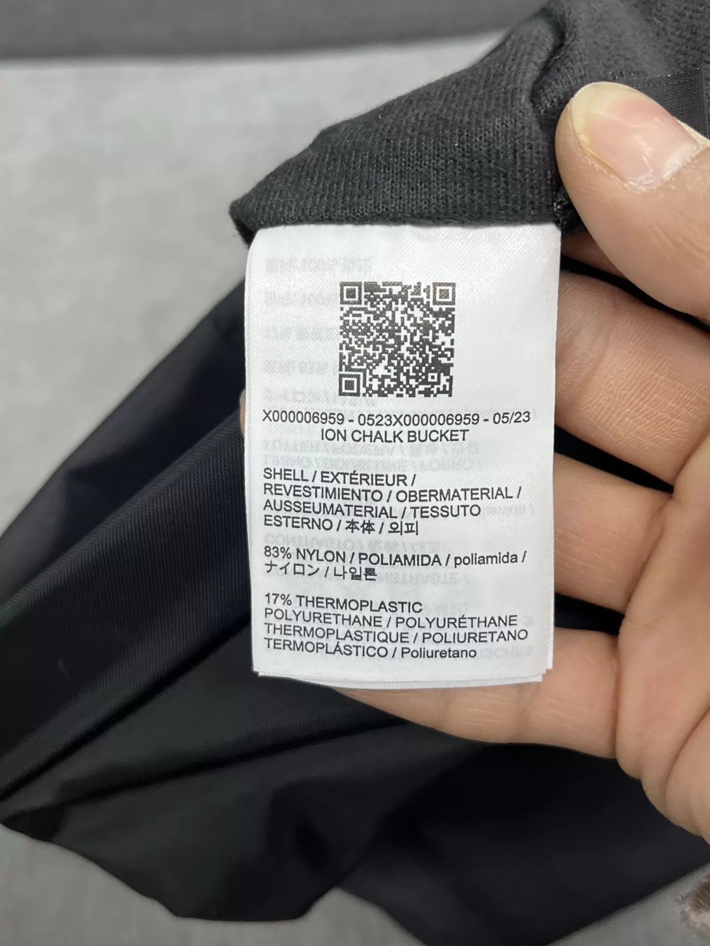 Arc'teryx Arcteryx Waterproof Minimalist Nylon Handbag Large Size ONE SIZE - 7 Thumbnail
