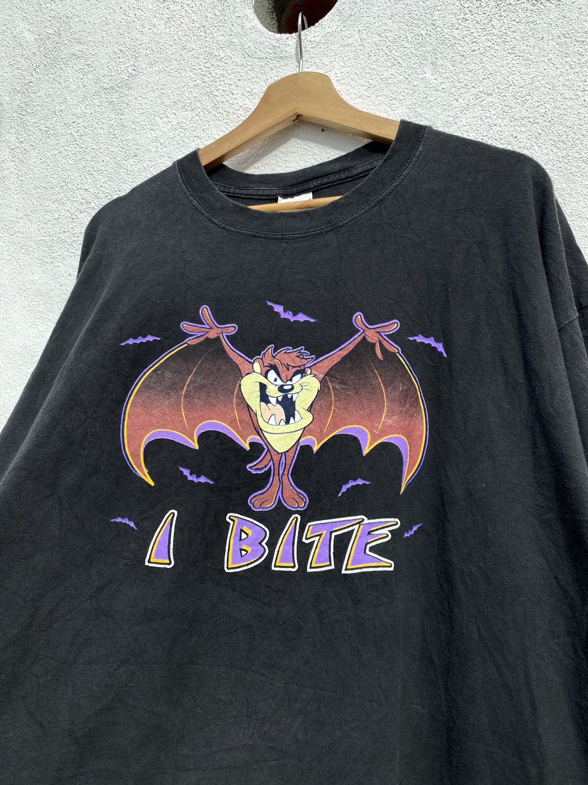 Other Vintage Tazmania Vampire Halloween Batman Size US XL / EU 56 / 4 - 6 Thumbnail