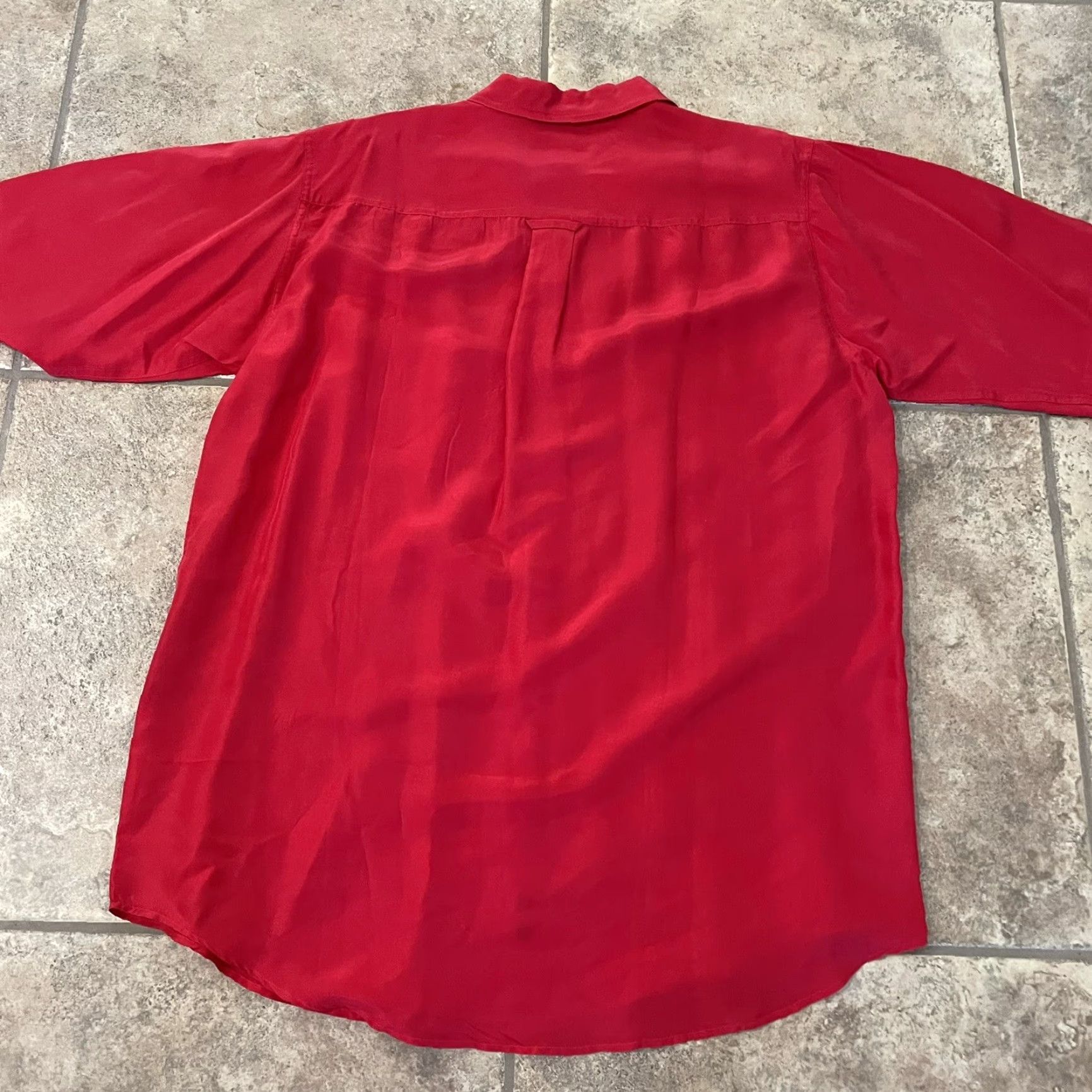 Vintage Impact Button-Up Shirt Men L Short Sleeve Silk Red 100% Men's Size L Mens Red Silk Button-Down Shirt Size US L / EU 52-54 / 3 - 5 Thumbnail