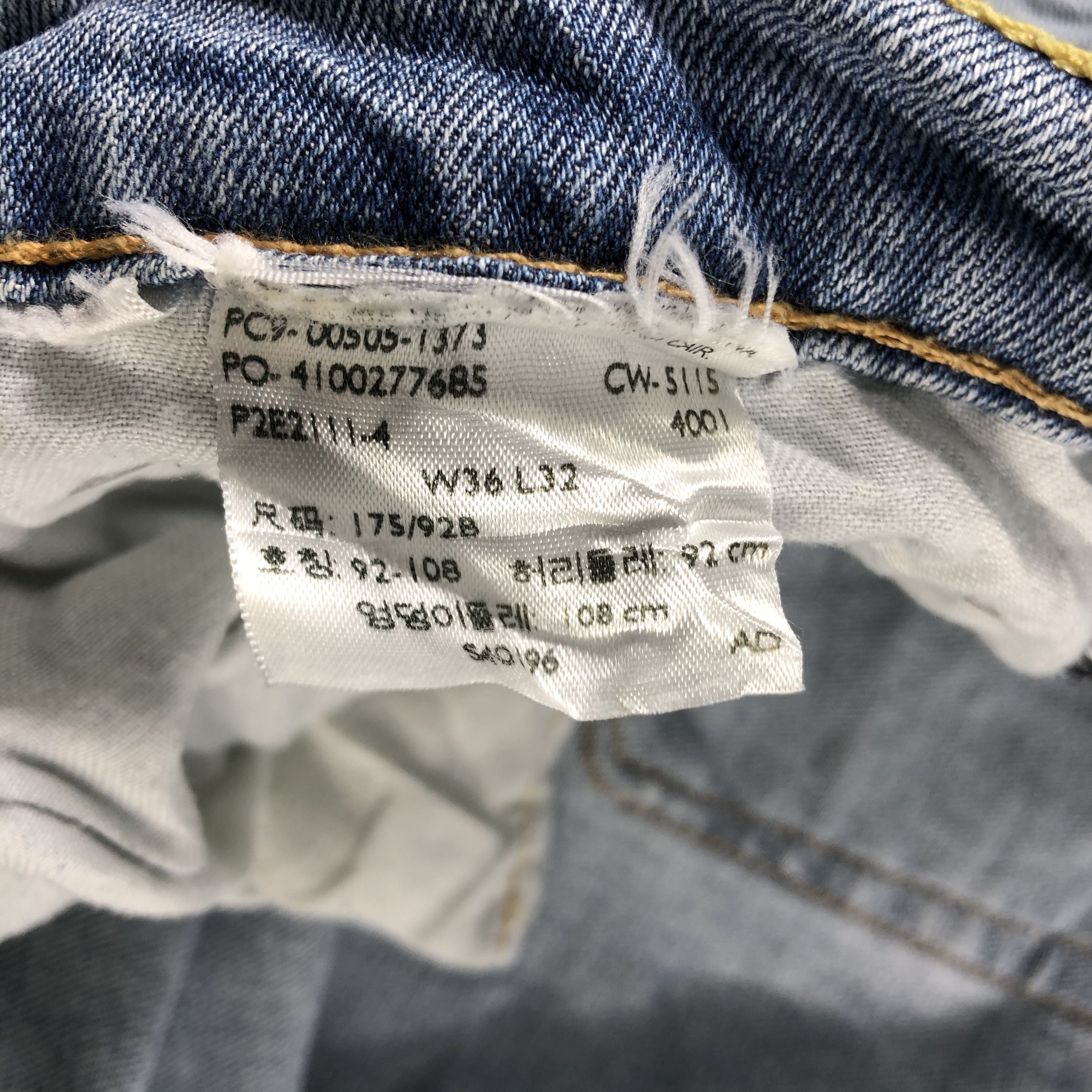 Levi's 90s Vintage Blue Wash Levis 505 Jeans-J2640 Size US 35 - 11 Thumbnail