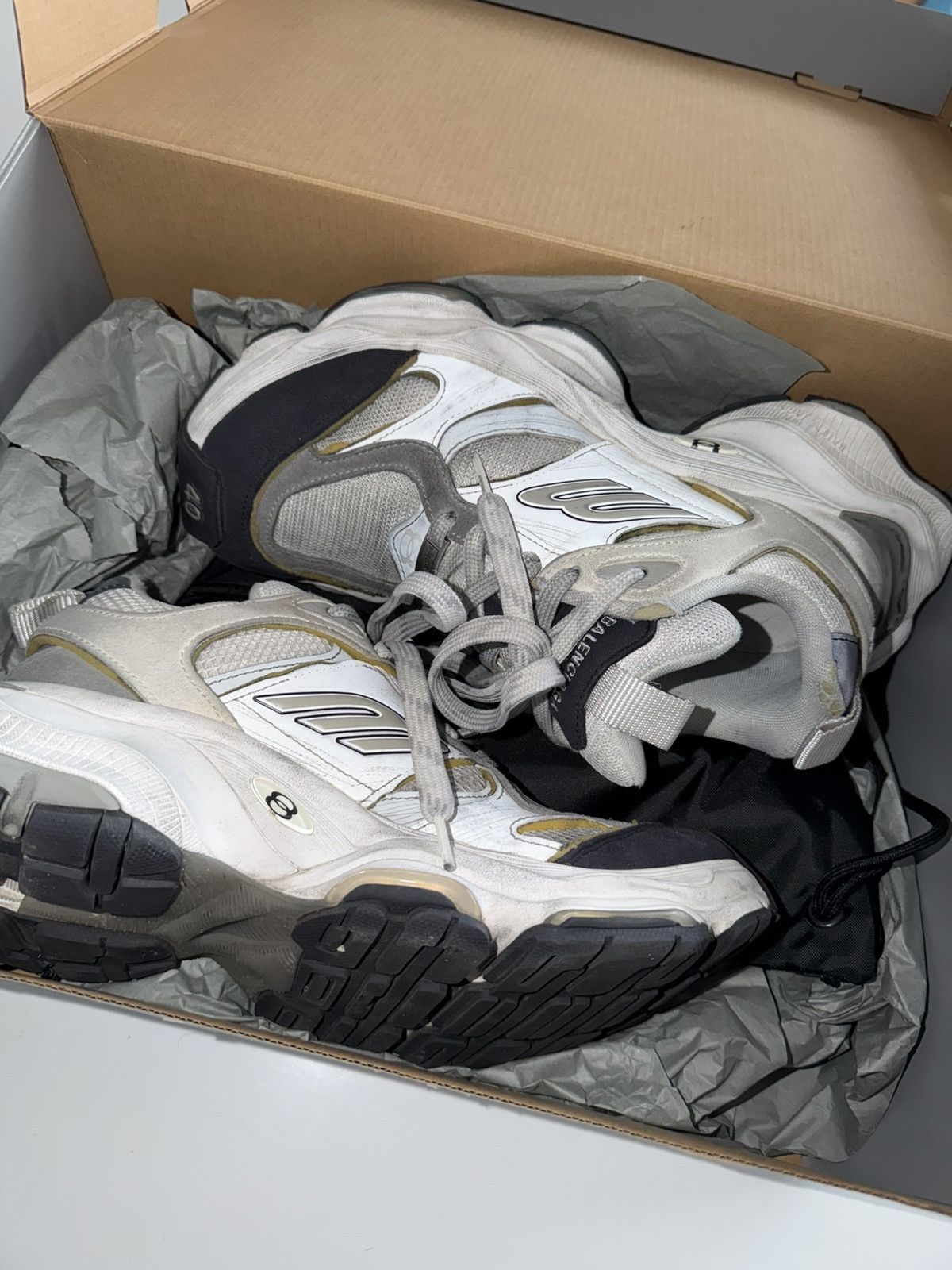 Balenciaga BALENCIAGA DEMNA CARGO SNEAKERS SIZE 40 Size US 7 / EU 40 - 4 Thumbnail