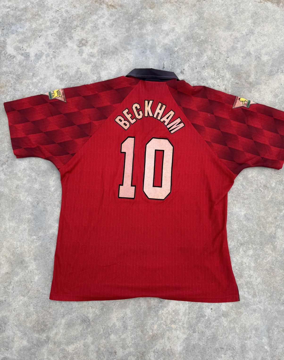 Umbro Manchester United Beckham 1995-1996 Home Jersey Vintage Size US XL / EU 56 / 4 - 2 Thumbnail