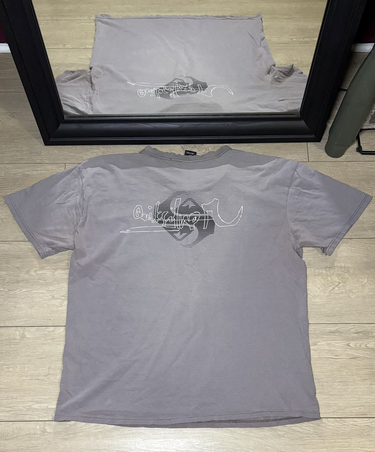Quiksilver Y2K 2000s Thrashed Quicksilver Outline Mirrored Logo Shirt Size US XL / EU 56 / 4 - 1 Thumbnail