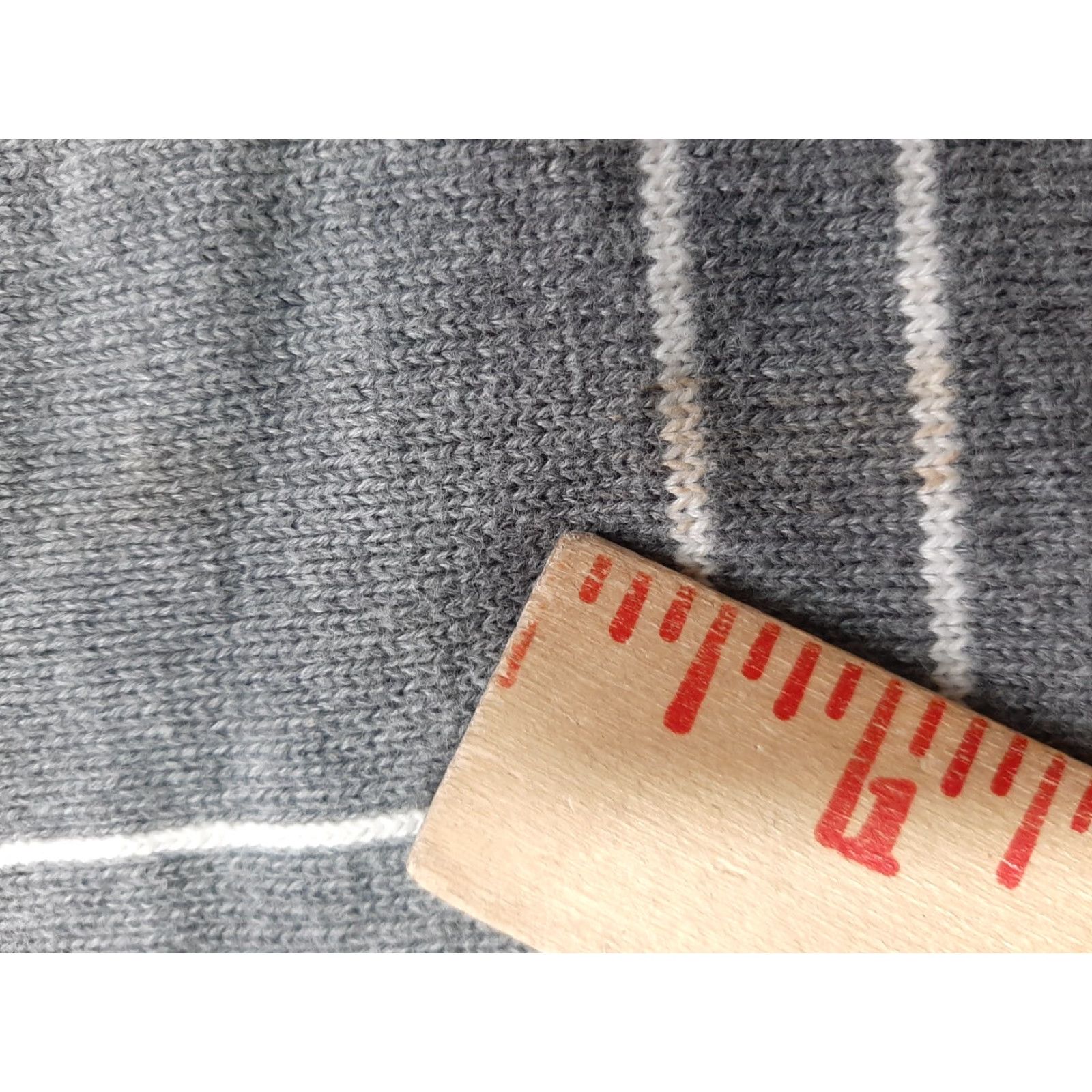 Van Heusen Van Heusen Men’s Pullover Sweater Vest Size XL Gray Cotton Sleeveless Geometric Knit Pattern Classic American Designer Size US XL / EU 56 / 4 - 3 Thumbnail