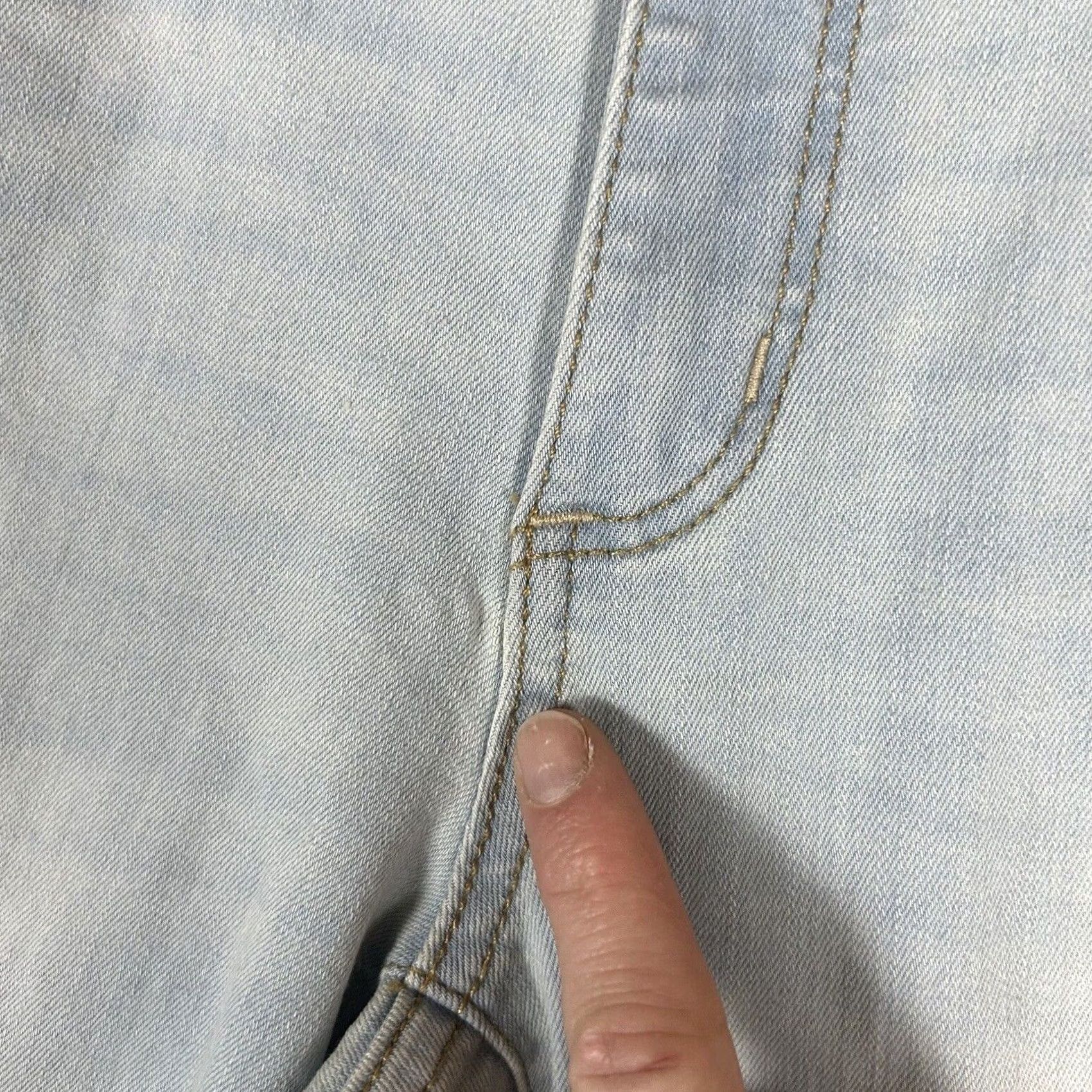 Vintage VINTAGE? No. Universal Thread High-Rise Skinny Jeans Women's 0 / 25 Light Wash NWT Size 25" / US 0 / IT 36 - 3 Thumbnail