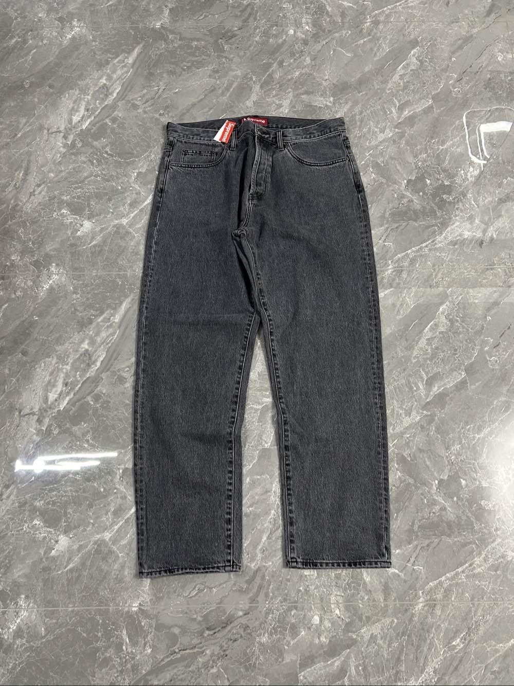 Supreme Supreme Star Regular Jean Black Size 36 Size US 36 / EU 52 - 1 Thumbnail