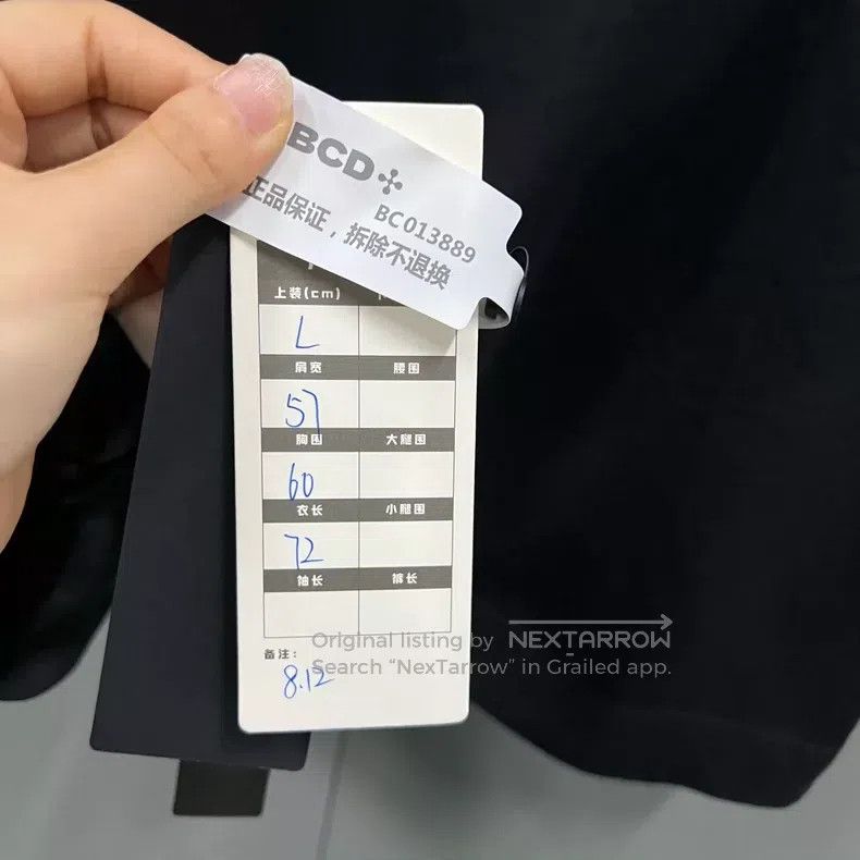 Givenchy Givenchy Black Letter Lightning Short Sleeve L Size Size US L / EU 52-54 / 3 - 5 Thumbnail