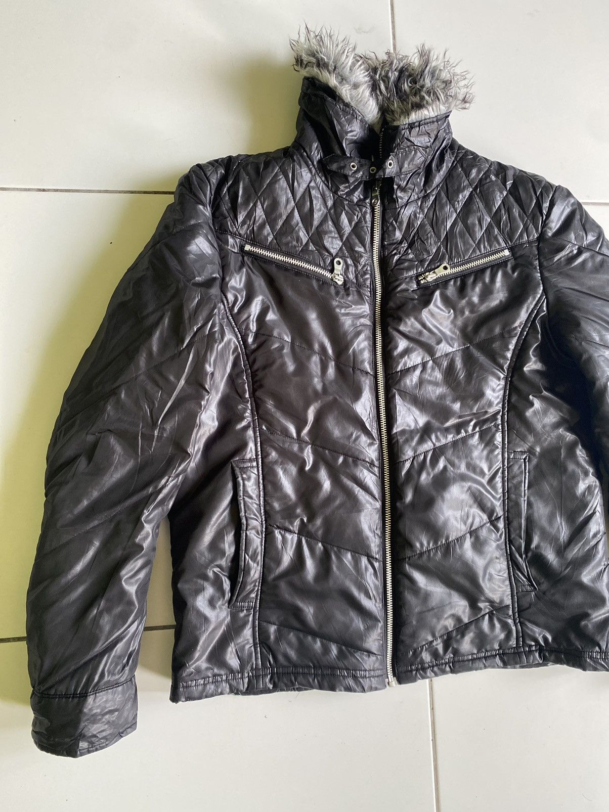 Mossimo Mossimo Quilted Puffy fur faux Black Jacket Size US L / EU 52-54 / 3 - 3 Thumbnail