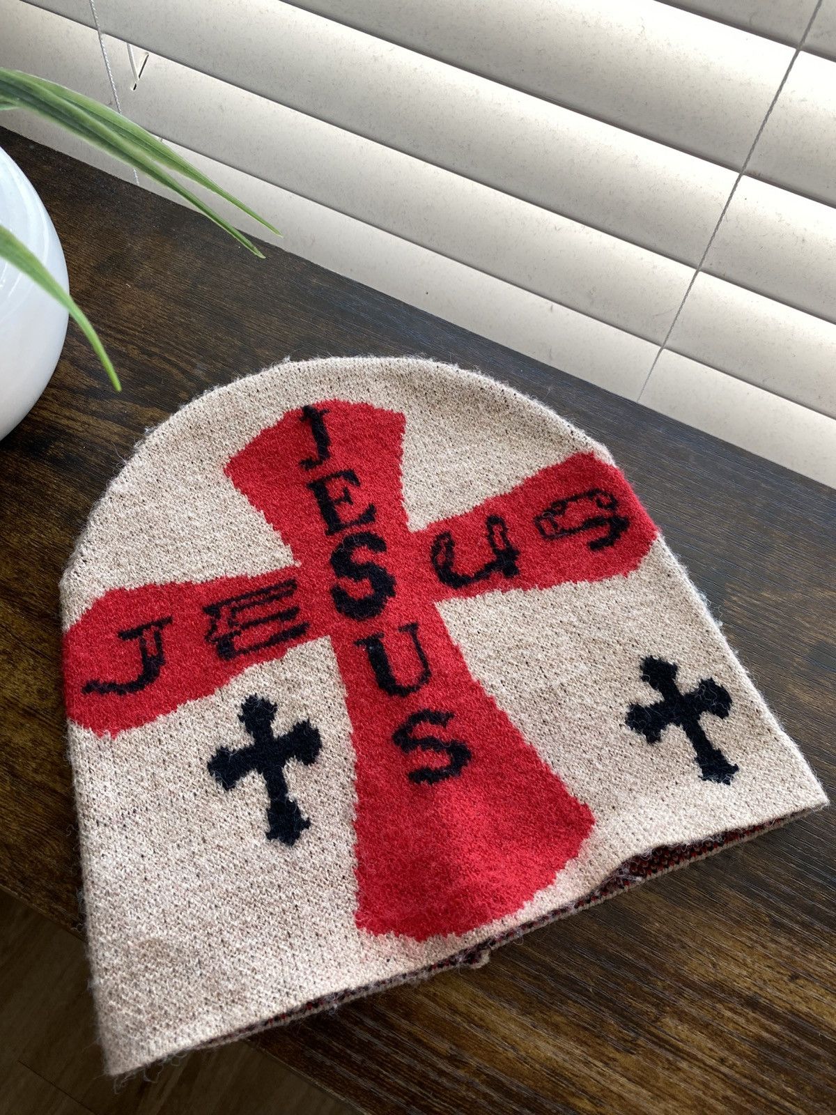 Other Jesus Cross Beanie Size ONE SIZE - 2 Thumbnail