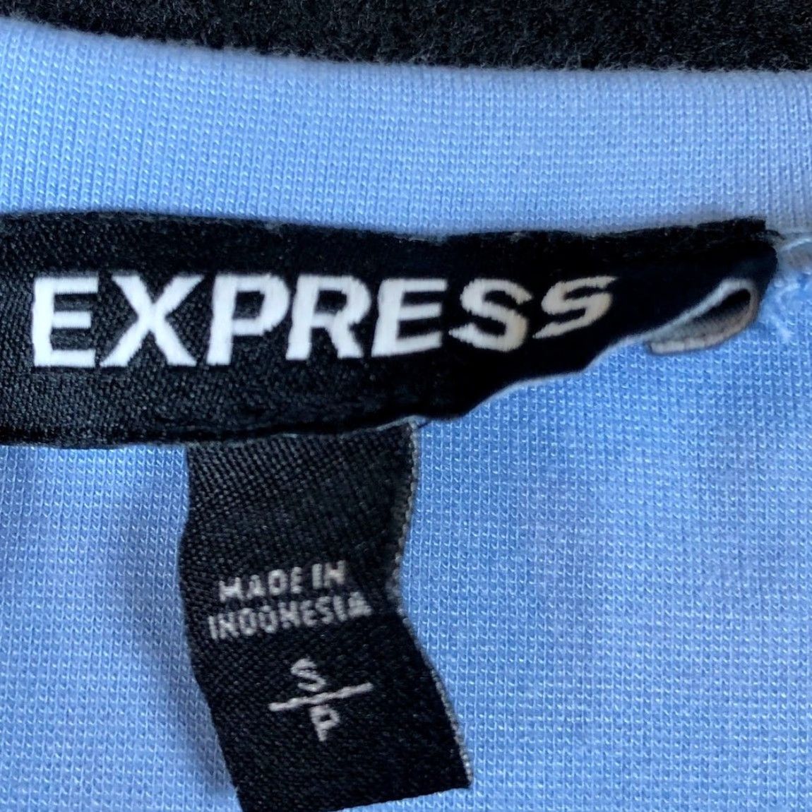 Express Express Blouse Blue Short Sleeve Cuffed Belted Stretch Small Women Shirt Casual Workwear Size S / US 4 / IT 40 - 6 Thumbnail