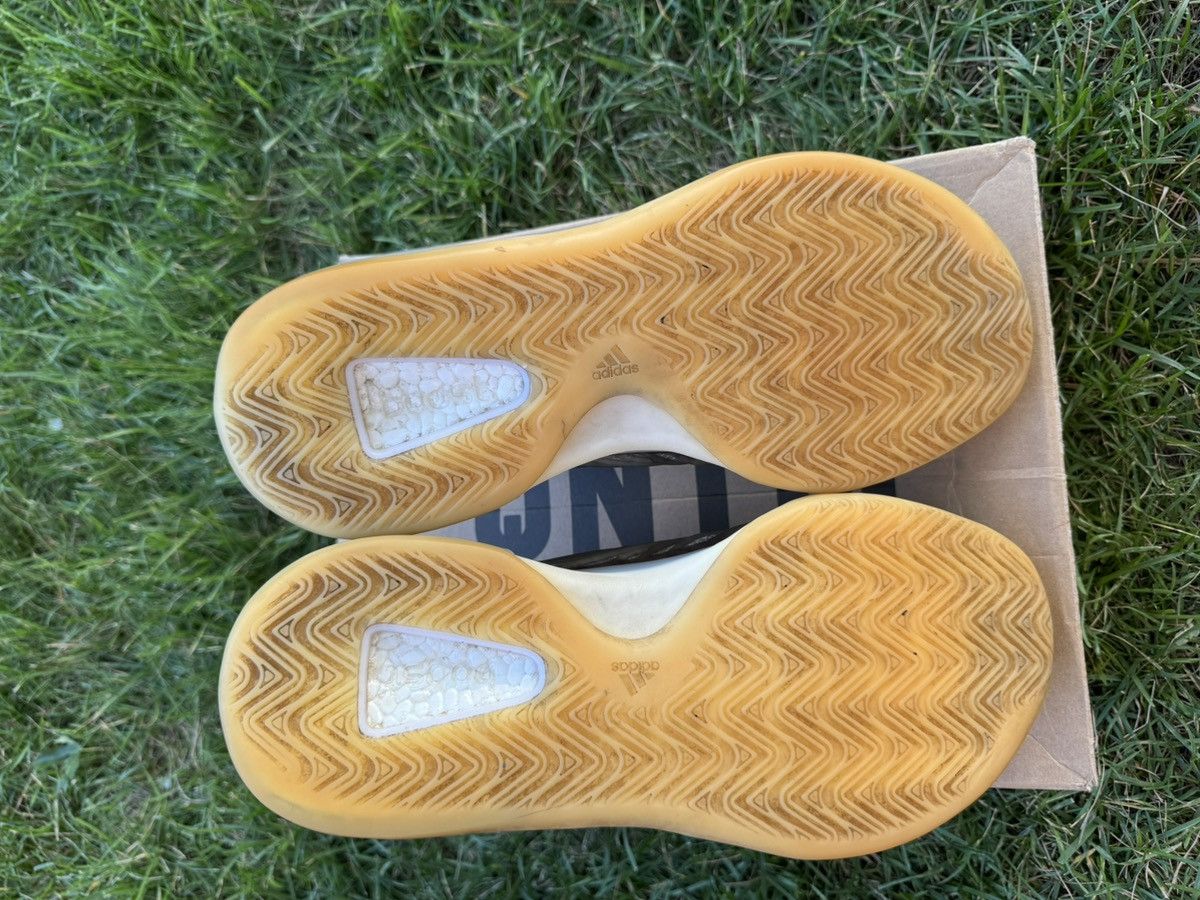Yeezy Yeezy QNTM barium Size US 12.5 / EU 45-46 - 6 Thumbnail