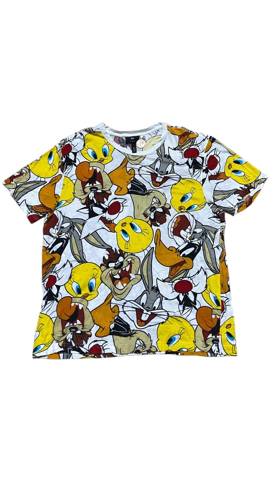 H&M RARE😭 AOP Tazmania, Tweety, Bugs Bunny All Over Print Tee Size US XL / EU 56 / 4 - 1 Thumbnail