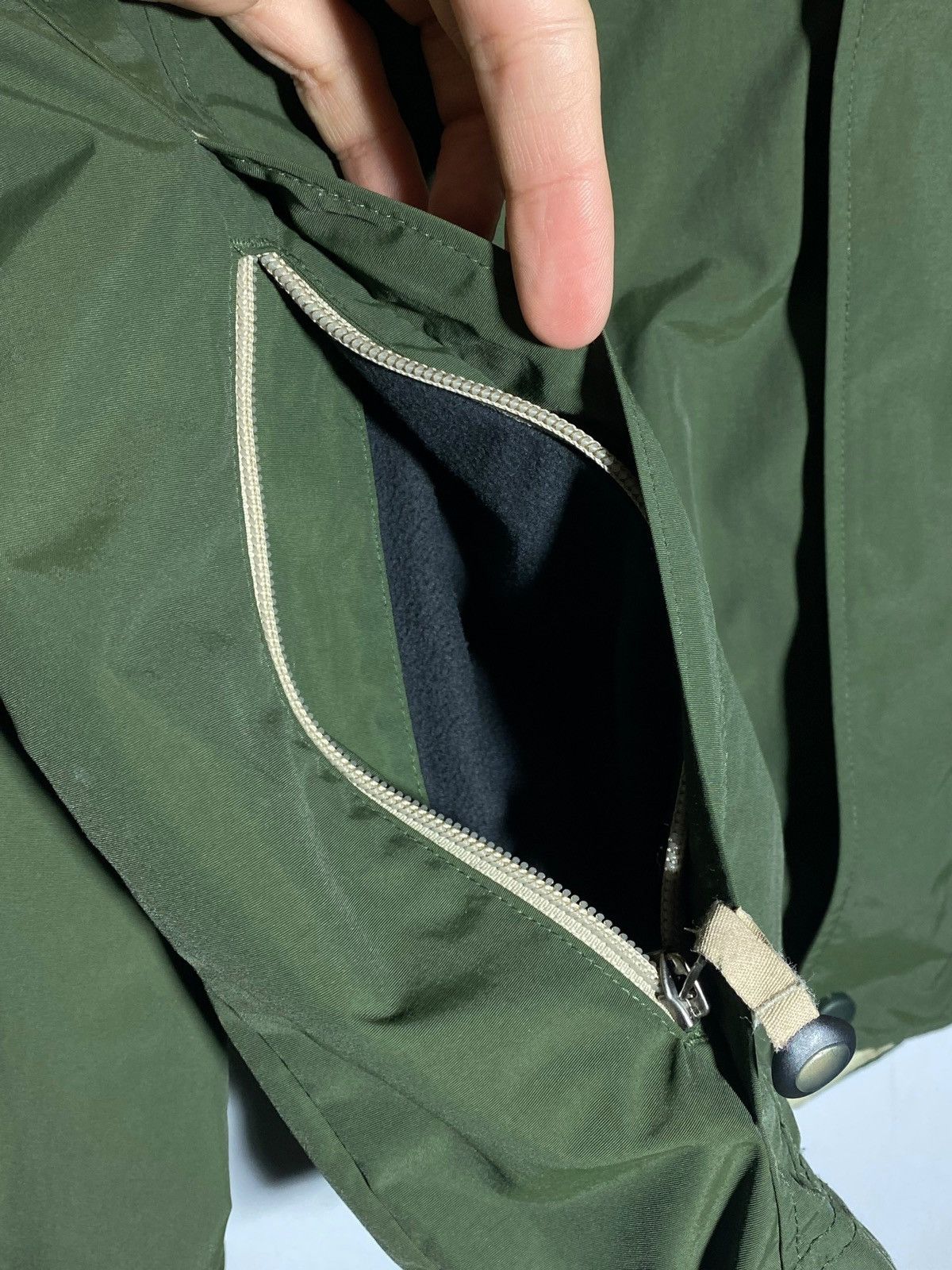 L.L. Bean Vintage L.L.Bean Y2k hype japan rain jacket men's L Size US L / EU 52-54 / 3 - 12 Thumbnail