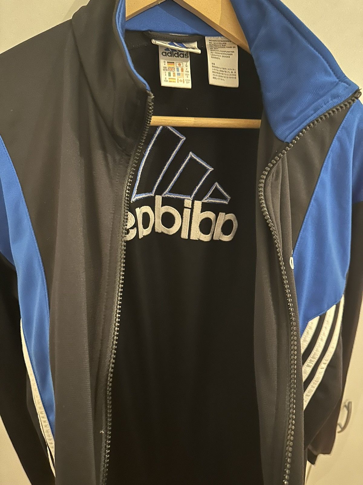 Adidas Adidas Jacket Size M Vintage Retro Jacke Size US M / EU 48-50 / 2 - 7 Thumbnail