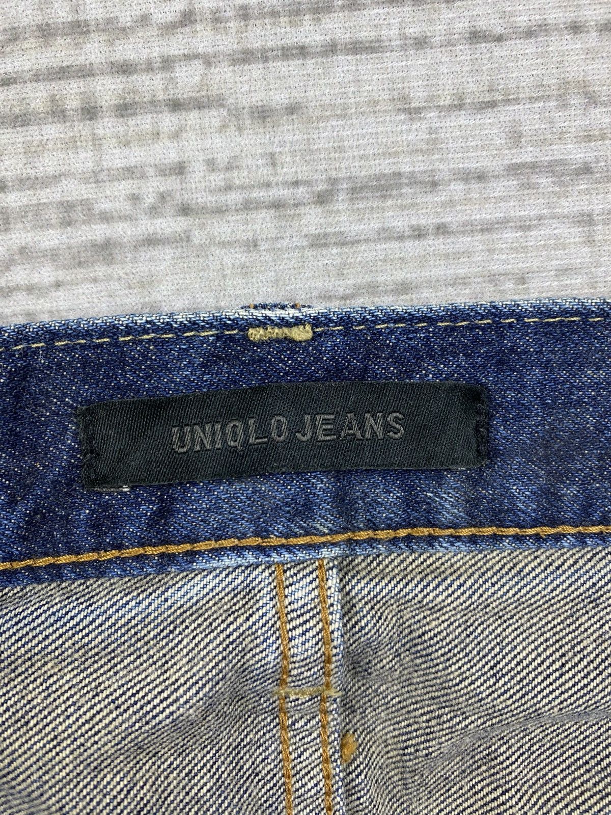 Japanese Brand × Uniqlo Vintage Uniqlo Big Size Denim Pants Size US 35 - 14 Thumbnail