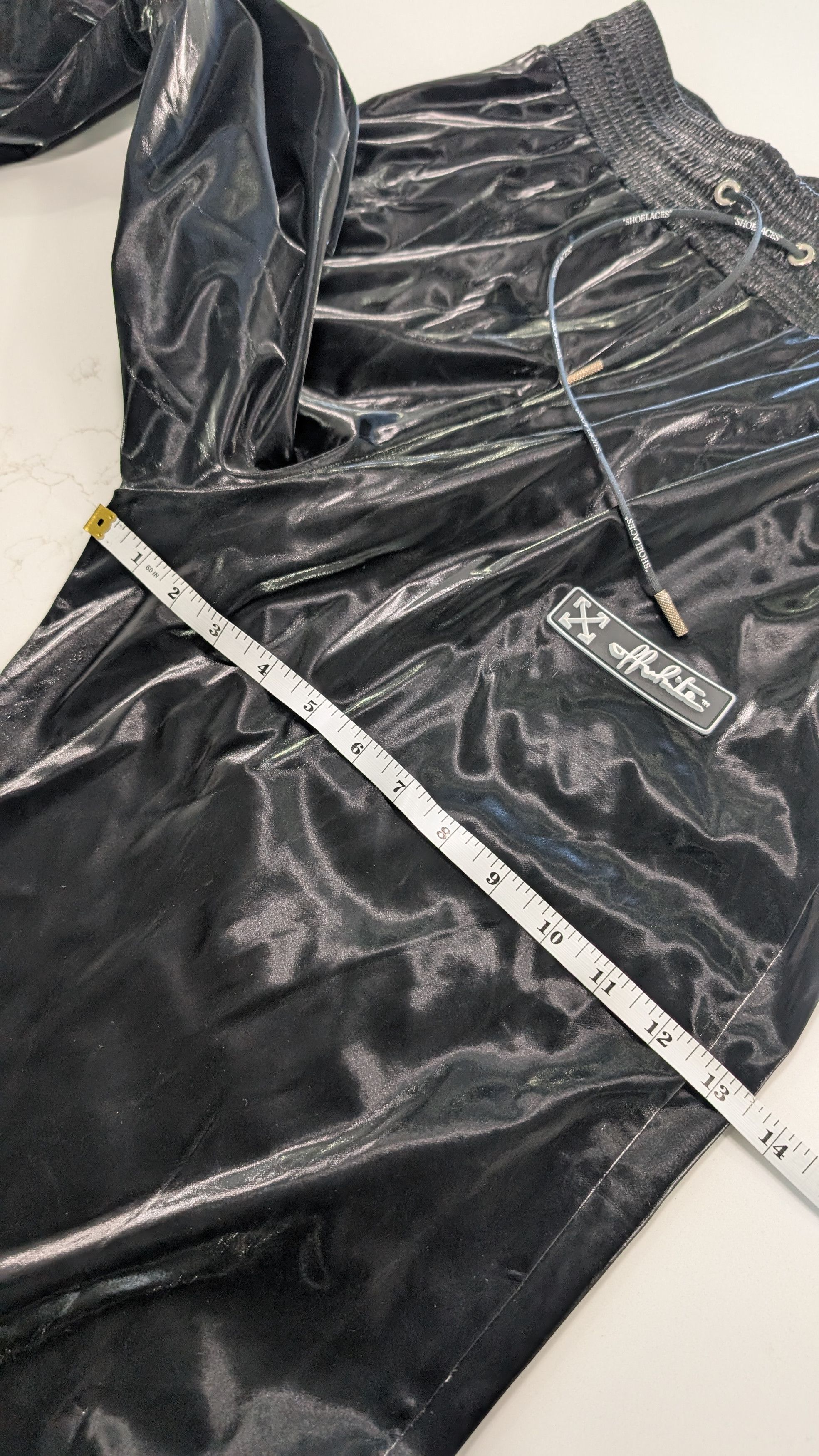 Off-White Off-White Virgil Abloh Slick Shine Cargo Joggers Black IT 44 Size US 30 / EU 46 - 16 Thumbnail