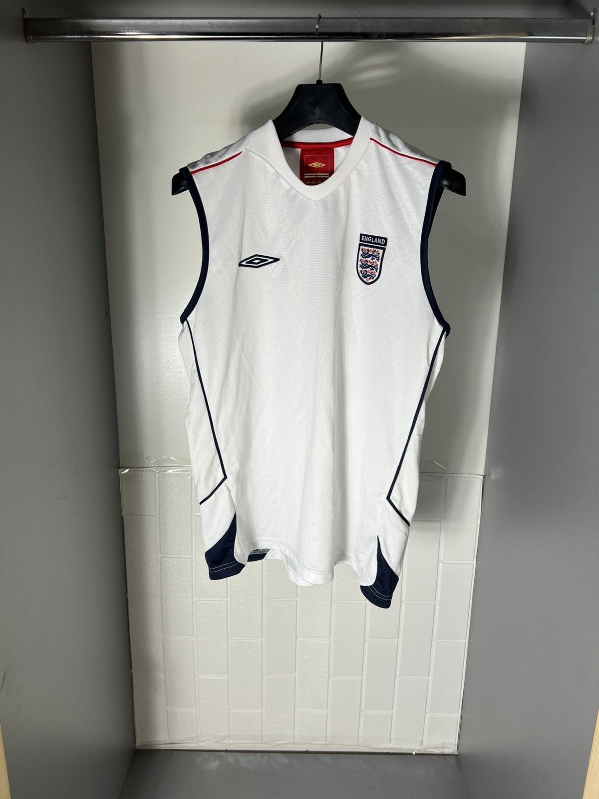 Umbro × Vintage VERY RARE UMBRO ENGLAND RETRO SOCCER JERSEY BLOKECORE 90s Size US XL / EU 56 / 4 - 2 Thumbnail