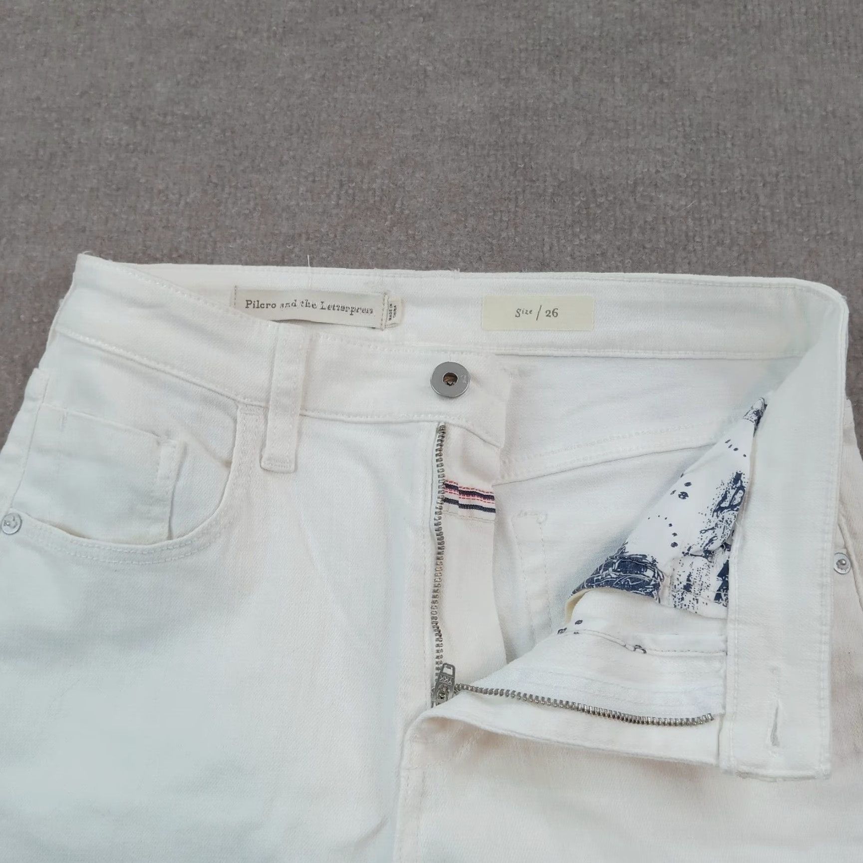 Vintage Pilcro White Denim Flare Jeans Womens Size 26 Sequin Accents Size 26" / US 2 / IT 38 - 7 Thumbnail