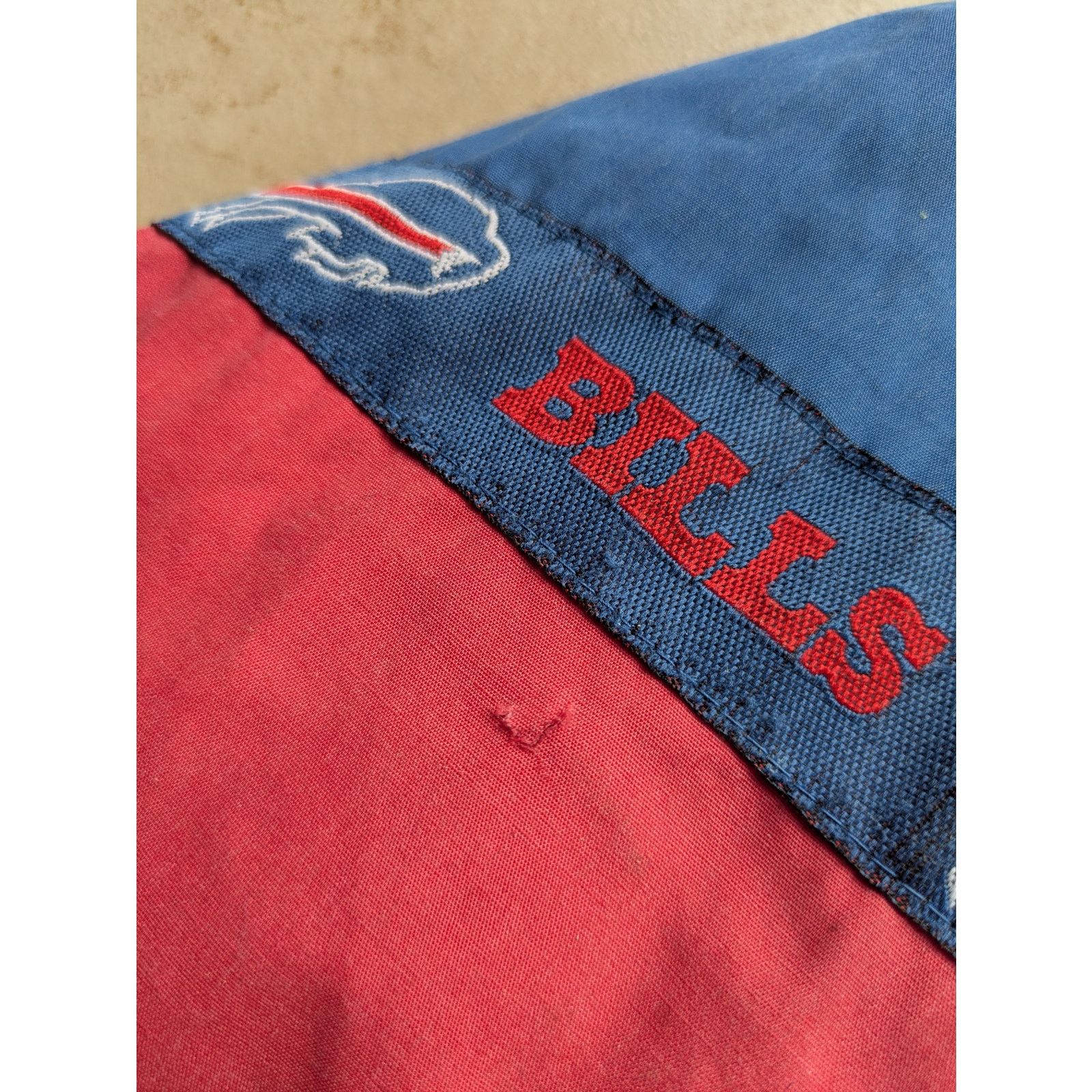 NFL × Pro Player Buffalo Bills 1994 75th puffer TAPE XL hood blue NFL vintage Size US XL / EU 56 / 4 - 7 Thumbnail