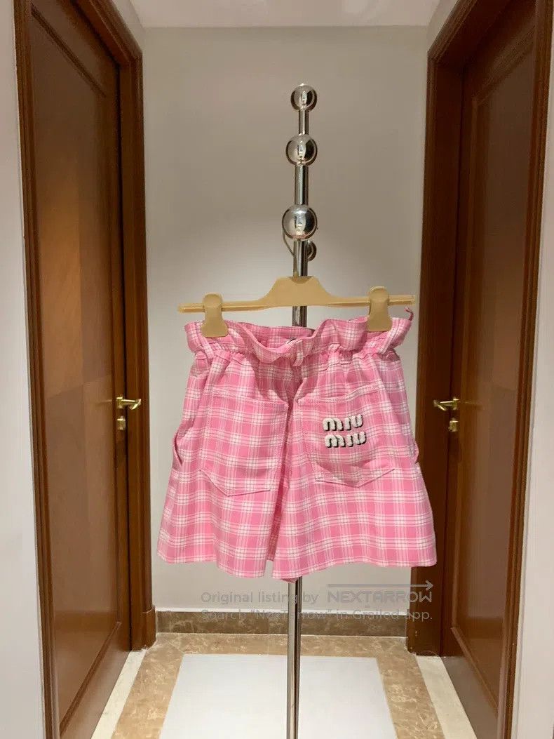 Miu Miu Miu Miu 36 short pants Size 24" / US 00 / IT 34 - 3 Thumbnail