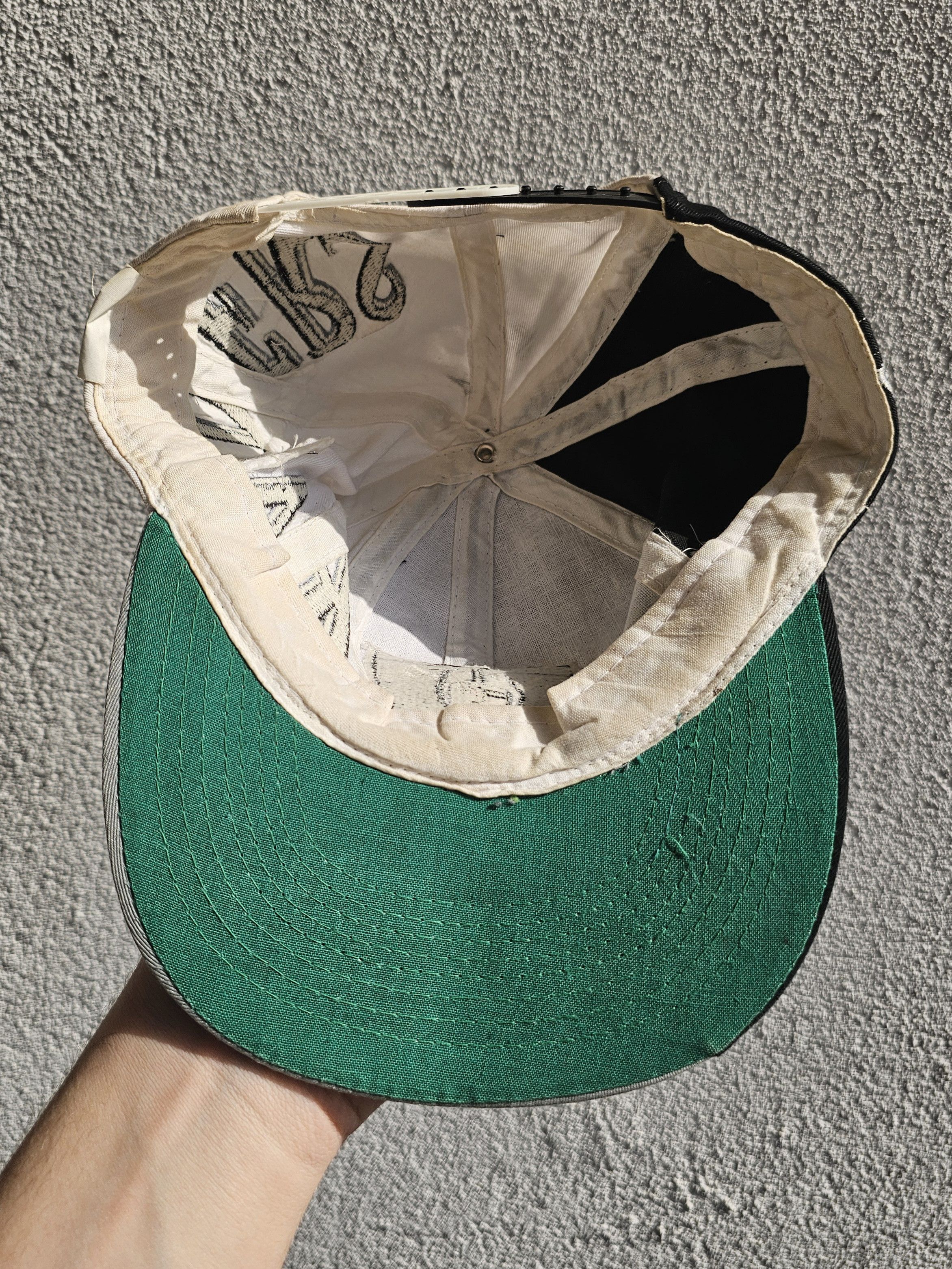 NFL Los Angeles Raiders Big Logo Spell Out Hat Size ONE SIZE - 6 Thumbnail