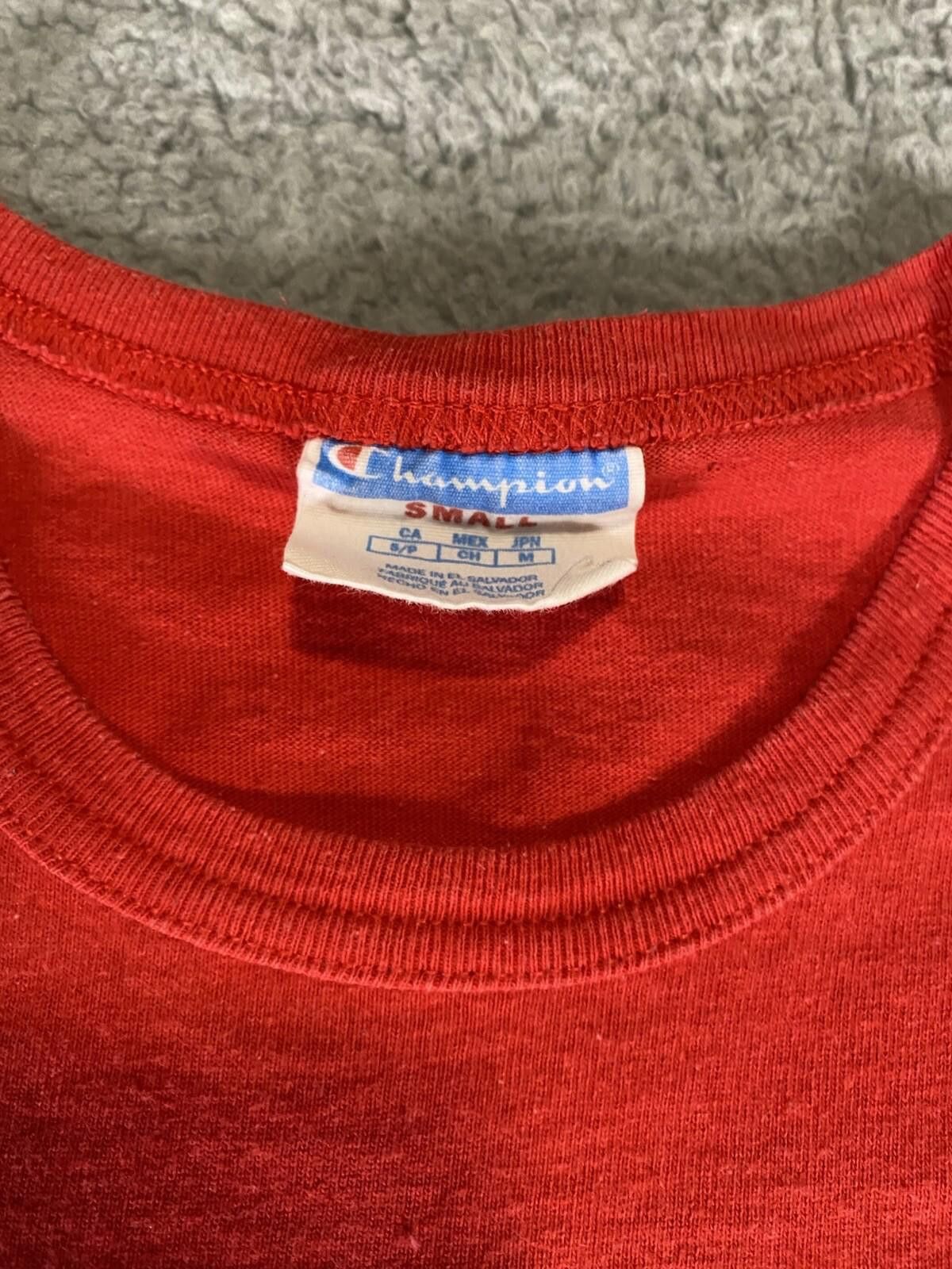 Champion Men Shirt Small Red Embroider Patch 90s y2k Champion Size US S / EU 44-46 / 1 - 3 Thumbnail