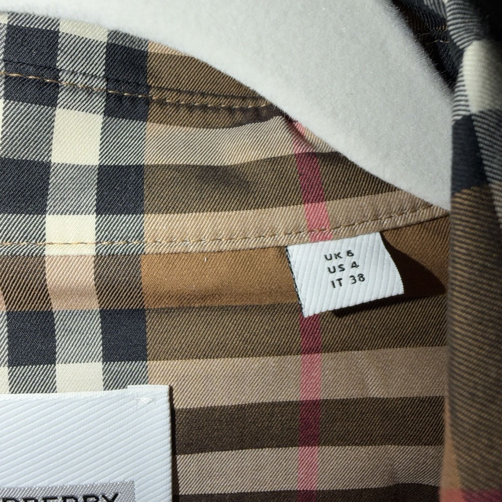 Burberry NWT Burberry Giovanna Beige Check Plaid Shirtdress Shirt Dr Size S / US 4 / IT 40 - 8 Thumbnail