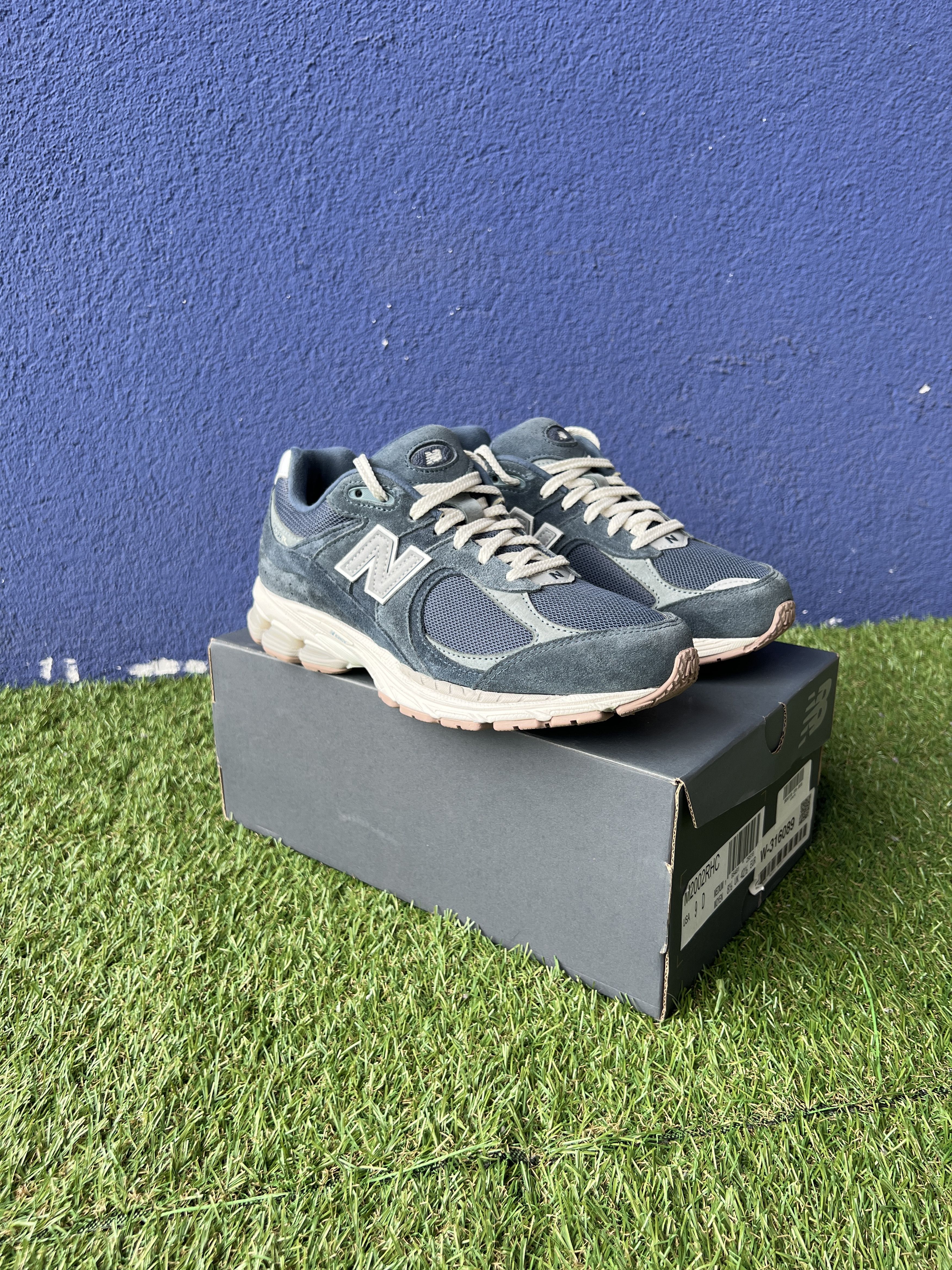 New Balance New Balance 2002R Deep Ocean Sneaker M2002RHC nike adidas Size US 9 / EU 42 - 1 Thumbnail