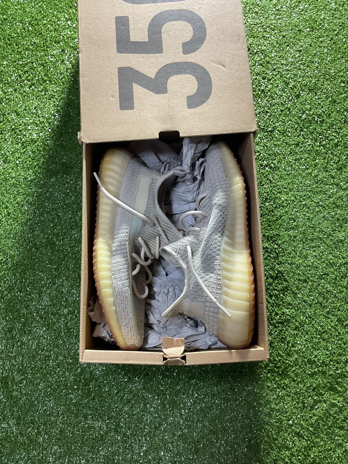 Yeezy Adidas Yeezy Boost 350 V2 Citrin Size US 10.5 / EU 43-44 - 10 Thumbnail