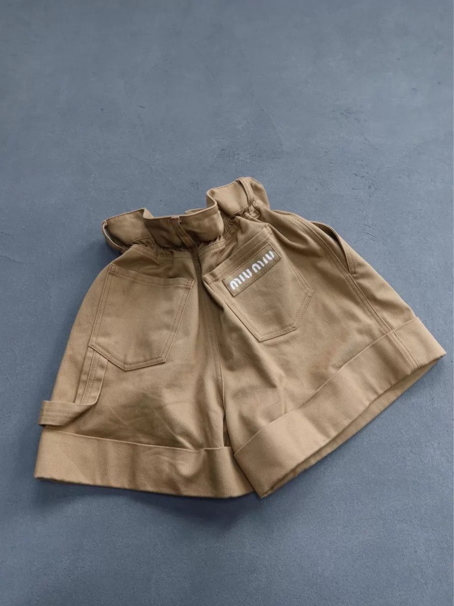 Miu Miu MIU MIU SS22 Khaki Twill Adjustable Logo Short Women's Size 26" / US 2 / IT 38 - 1 Thumbnail