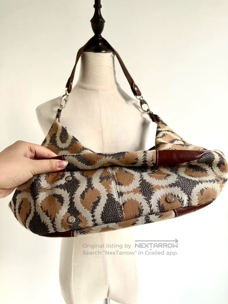 Vivienne Westwood Vivienne Westwood size os Vintage grayish brown pirate prin Size ONE SIZE - 3 Thumbnail