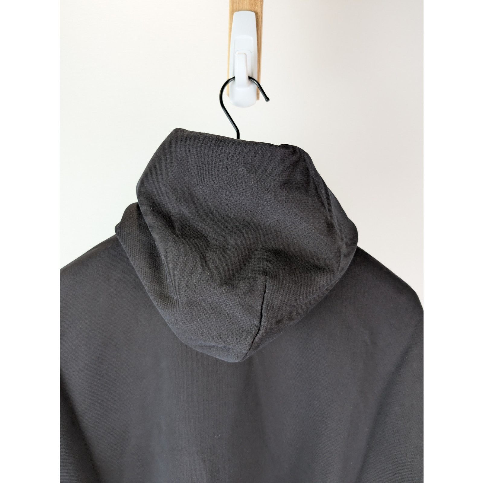 Balenciaga o1rshd1 Beverly Hills Oversized Hoodie in Black Size US M / EU 48-50 / 2 - 14 Thumbnail