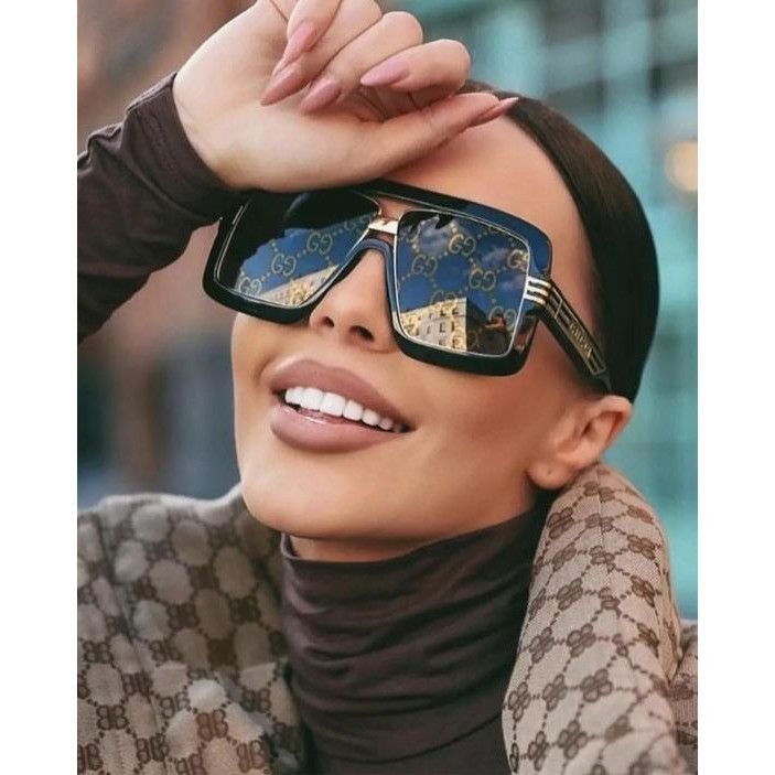 Gucci Gucci GG0900S 001 Sunglasses Black Aviator Frame, Grey Size ONE SIZE - 1 Thumbnail
