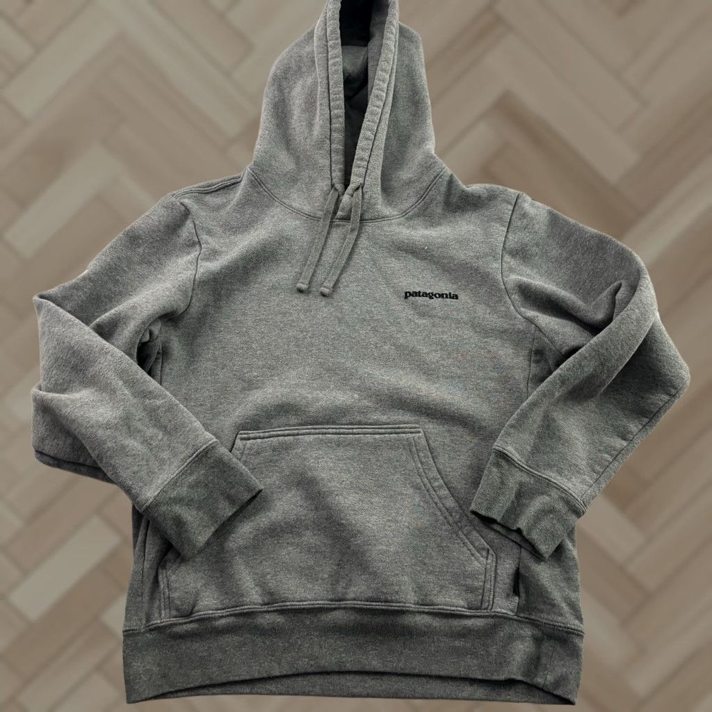 Patagonia Patagonia Pullover Hoodie Sweatshirt Hoodie Men 2XS XS Gray Pullover Patagonia Hoodie Gray 2XS XS Mens Womens Size XXS / US 00 / IT 34 - 1 Thumbnail