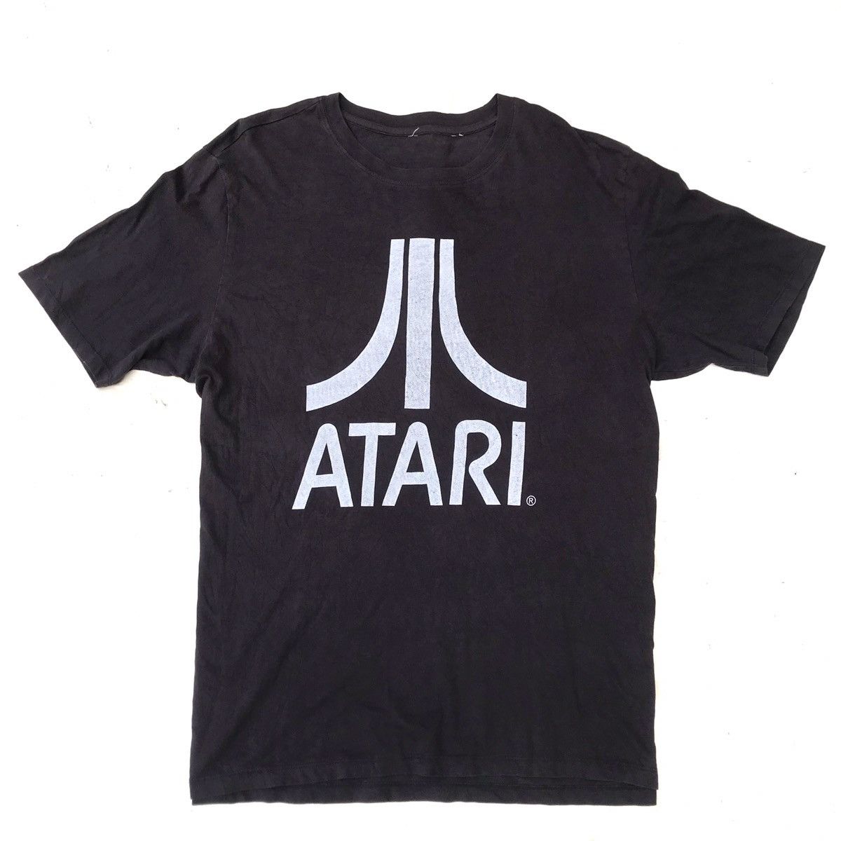 H&M × The Game Vintage Video Game atari Game Console on black tee tshirt H& Size US L / EU 52-54 / 3 - 1 Thumbnail