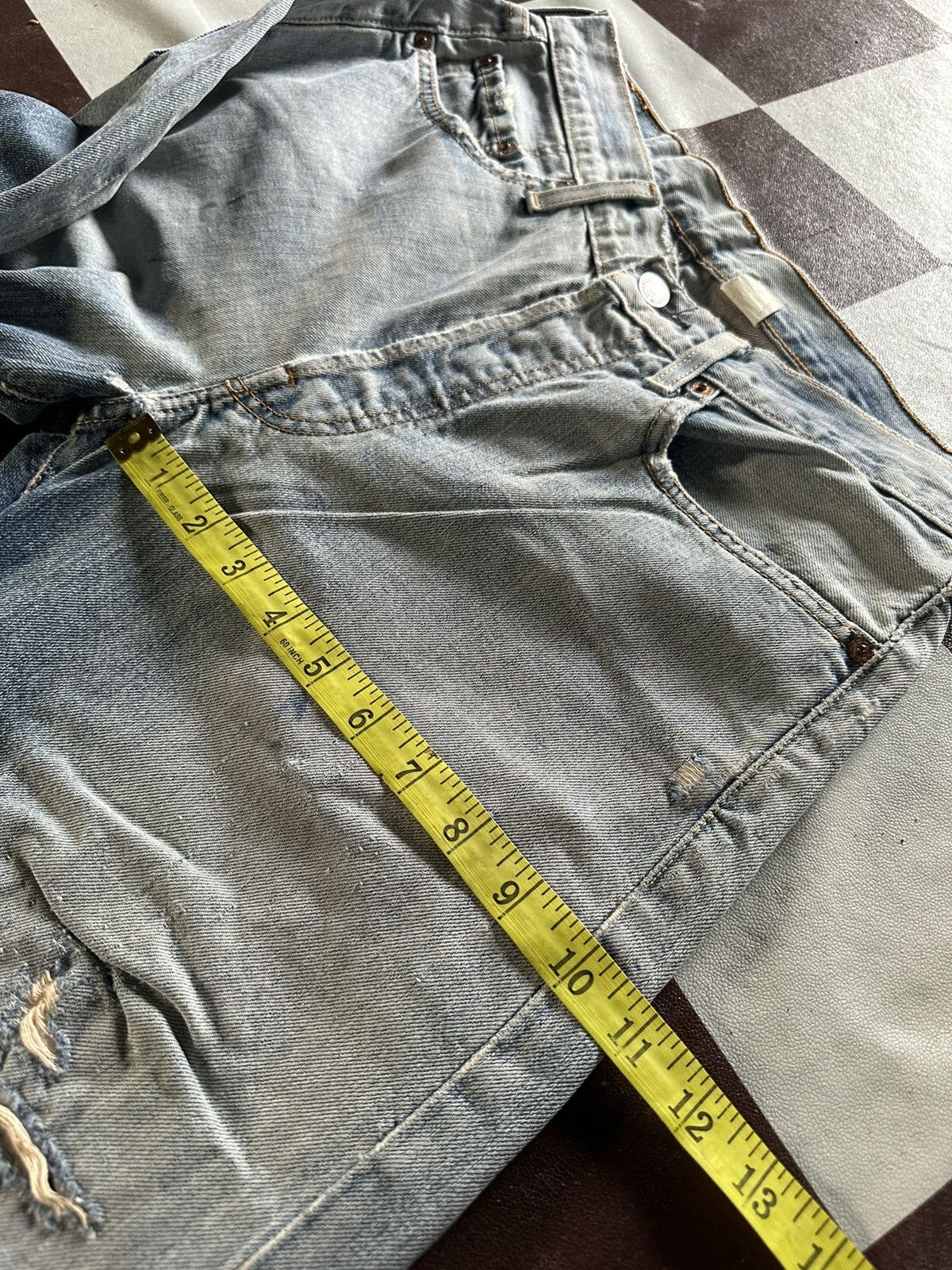 Levi's Vintage Levi’s distressed denim jeans Size US 30 / EU 46 - 13 Thumbnail