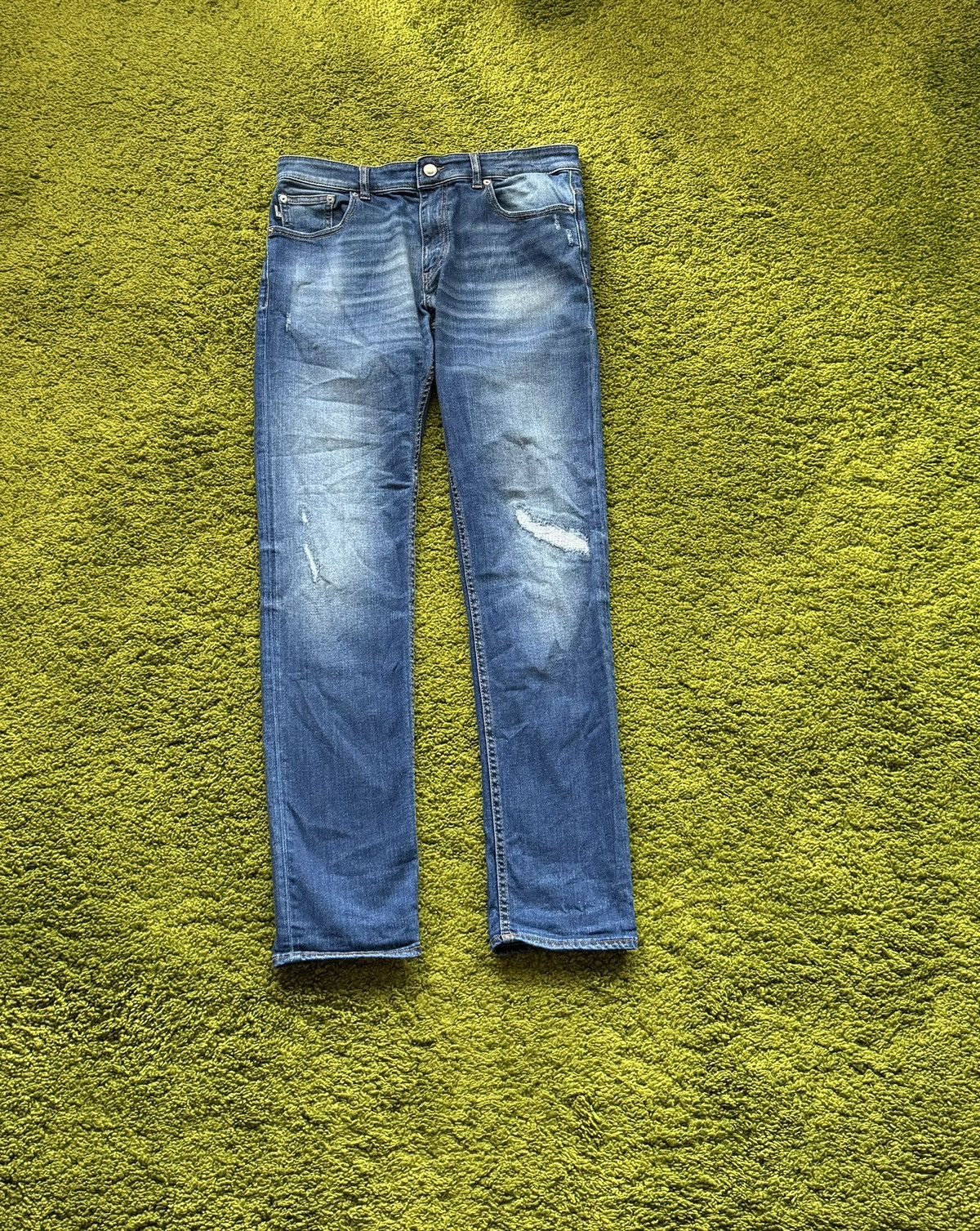 Designer × Moschino Moschino factory faded skinny jeans Size US 32 / EU 48 - 1 Thumbnail