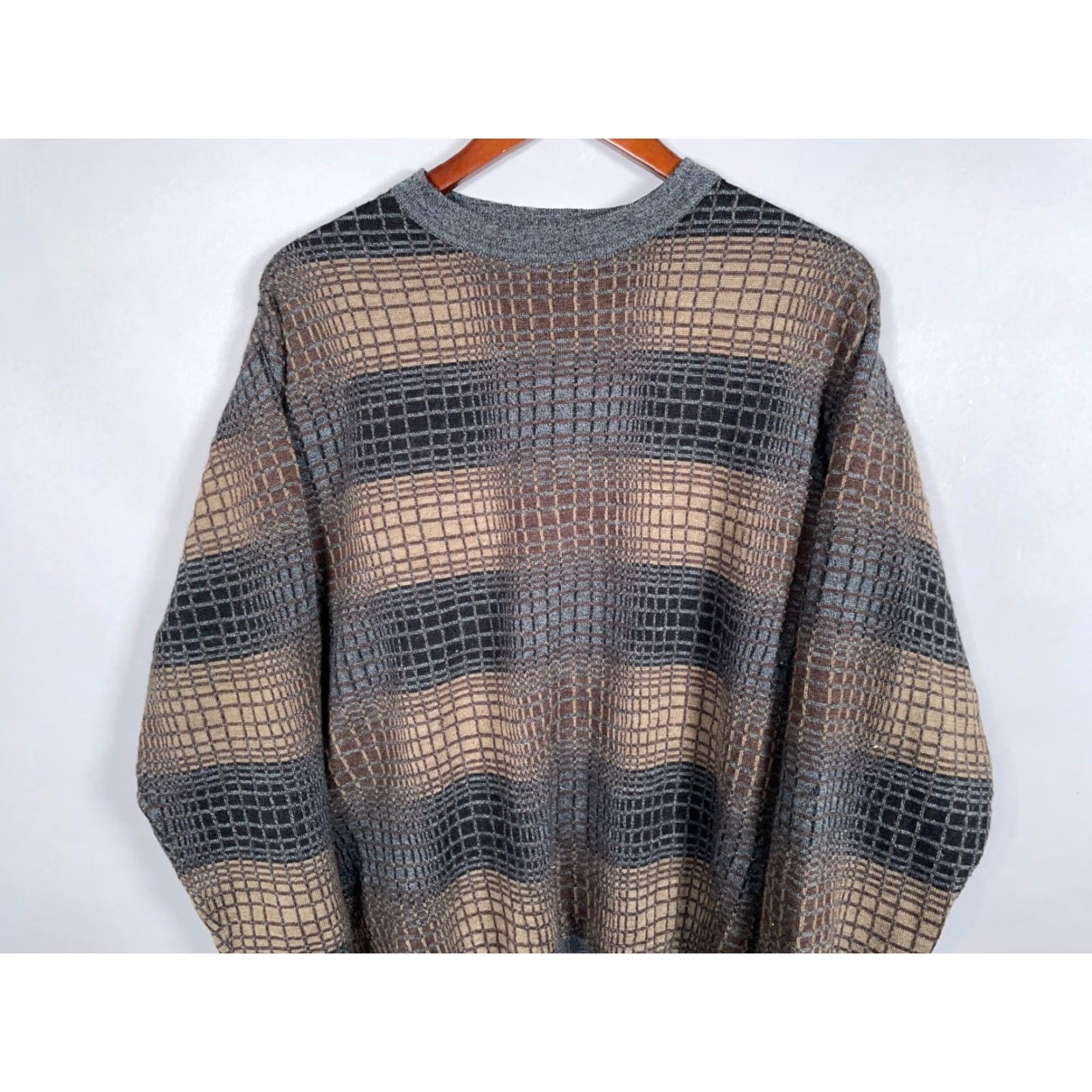 Vintage VINTAGE Tagio Wool Blend Check Sweater Adult Large Brown Lightweight Knit 90s Dad Preppy Mens Size US L / EU 52-54 / 3 - 4 Thumbnail