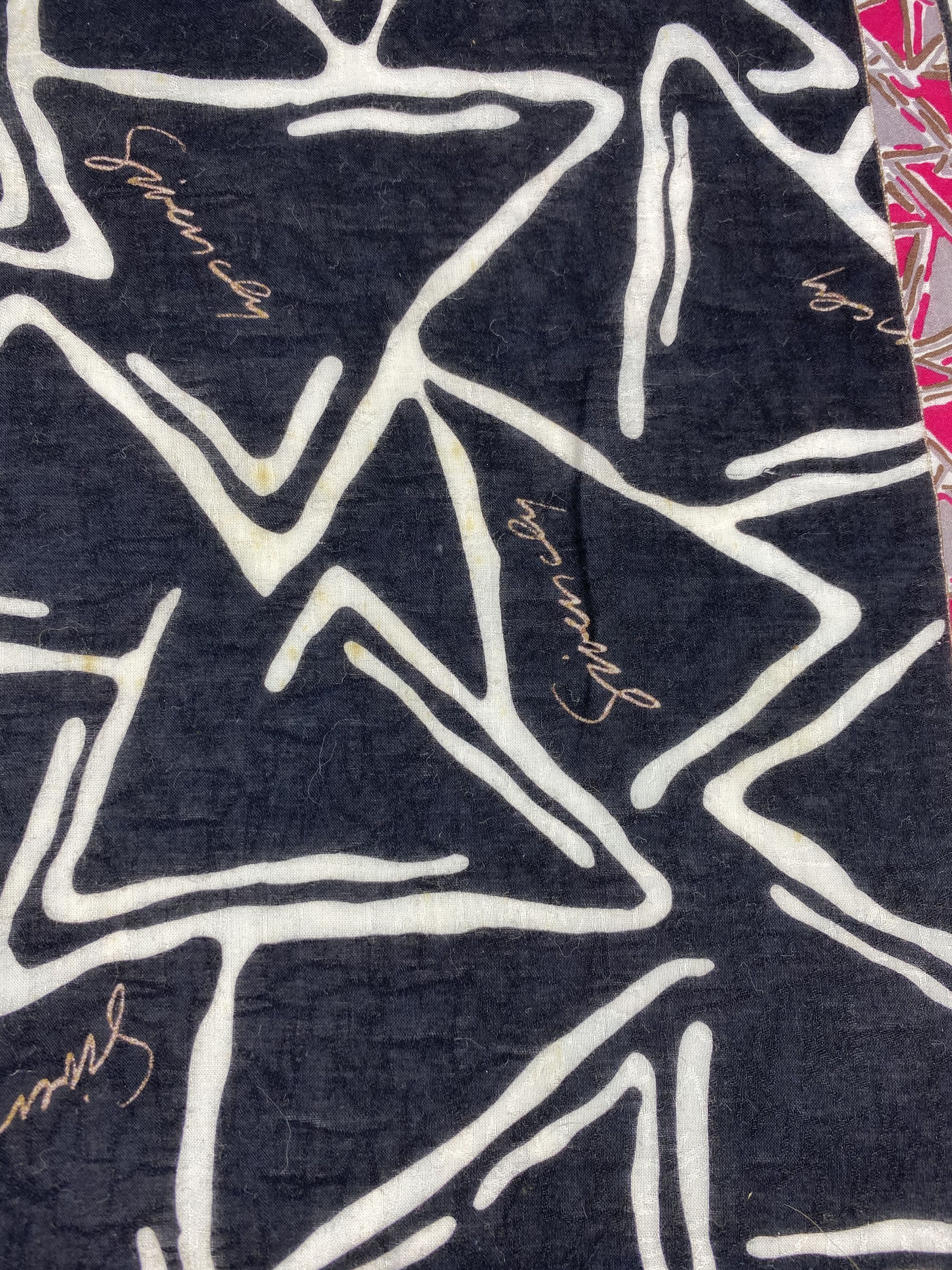 Givenchy Handkerchiefs / Bandana / Neckerchief
