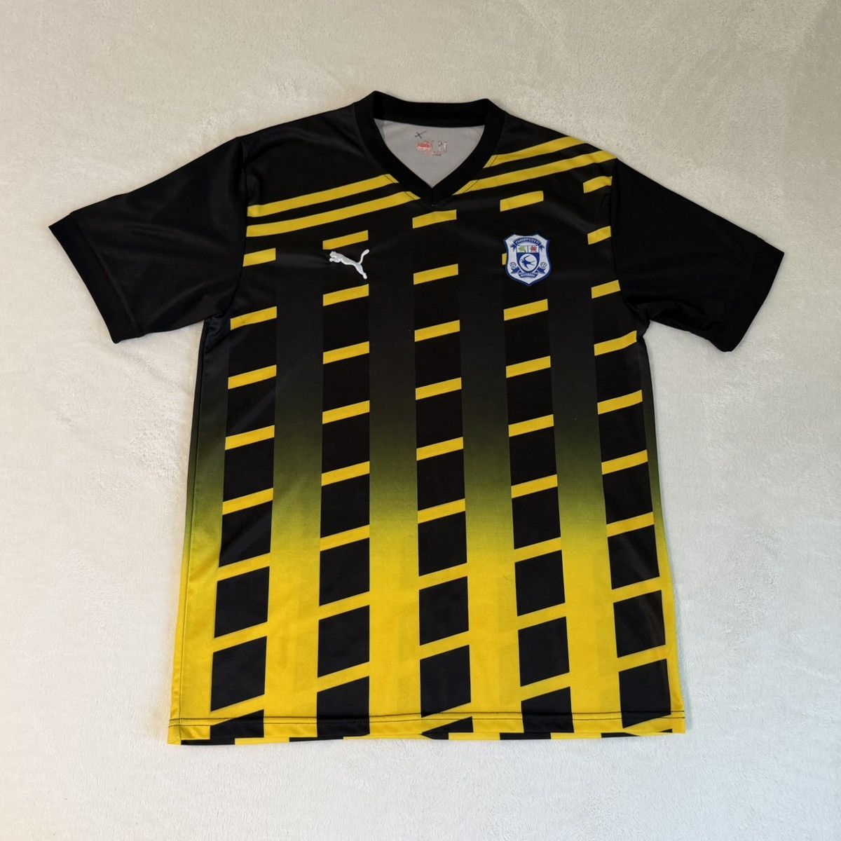 Puma Puma Cardiff City 2011/2012 Third Soccer Jersey Size US XL / EU 56 / 4 - 1 Thumbnail