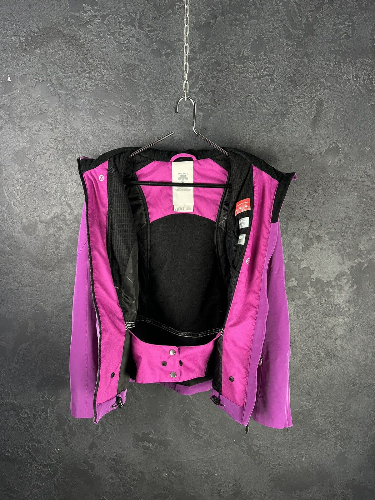 Descente Descente Heat Navi Airdrive Womens Ski Suit Size 34" / US 12 / IT 48 - 9 Thumbnail