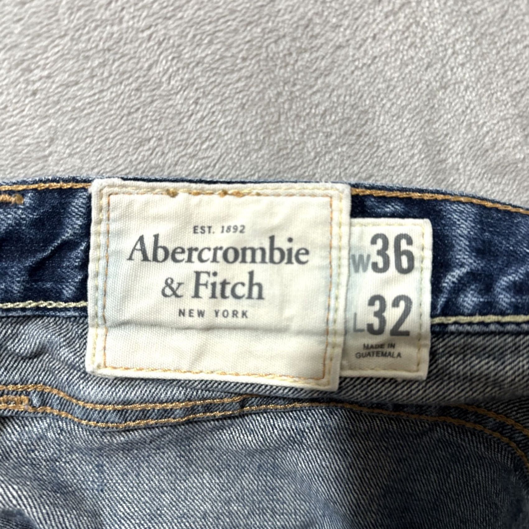 Abercrombie & Fitch VINTAGE Abercrombie & Fitch Kilburn Low Rise Boot Cut Jeans Button Fly Denim Sz 36 Mens Jeans 90s Grunge Blue Distressed N/A Size US 36 / EU 52 - 3 Thumbnail