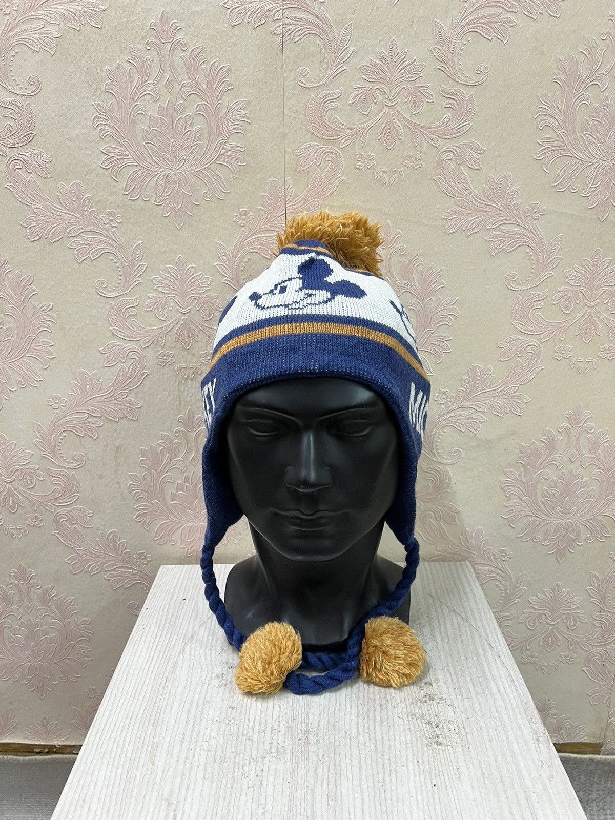Disney Mickey Mouse Cartoon Beanie Hats Size ONE SIZE - 2 Thumbnail