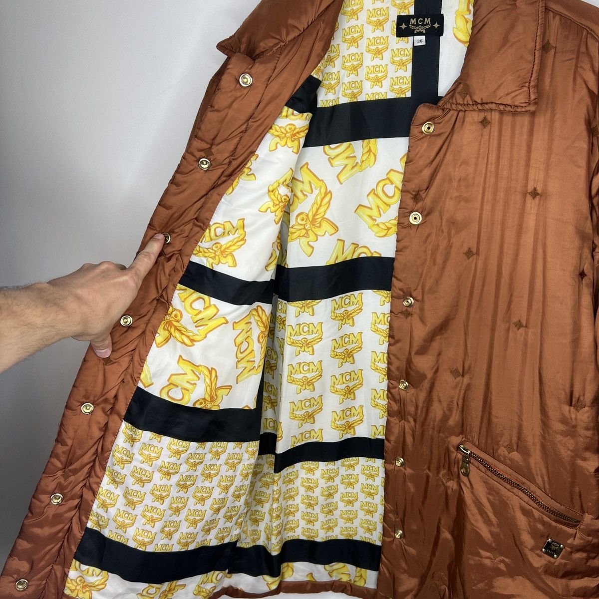 MCM Vintage MCM light quilted puffer parka jacket Size US M / EU 48-50 / 2 - 2 Thumbnail