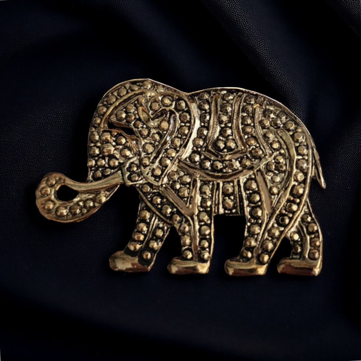 Vintage Vintage gold tone marcasite elephant brooch Size ONE SIZE - 1 Thumbnail